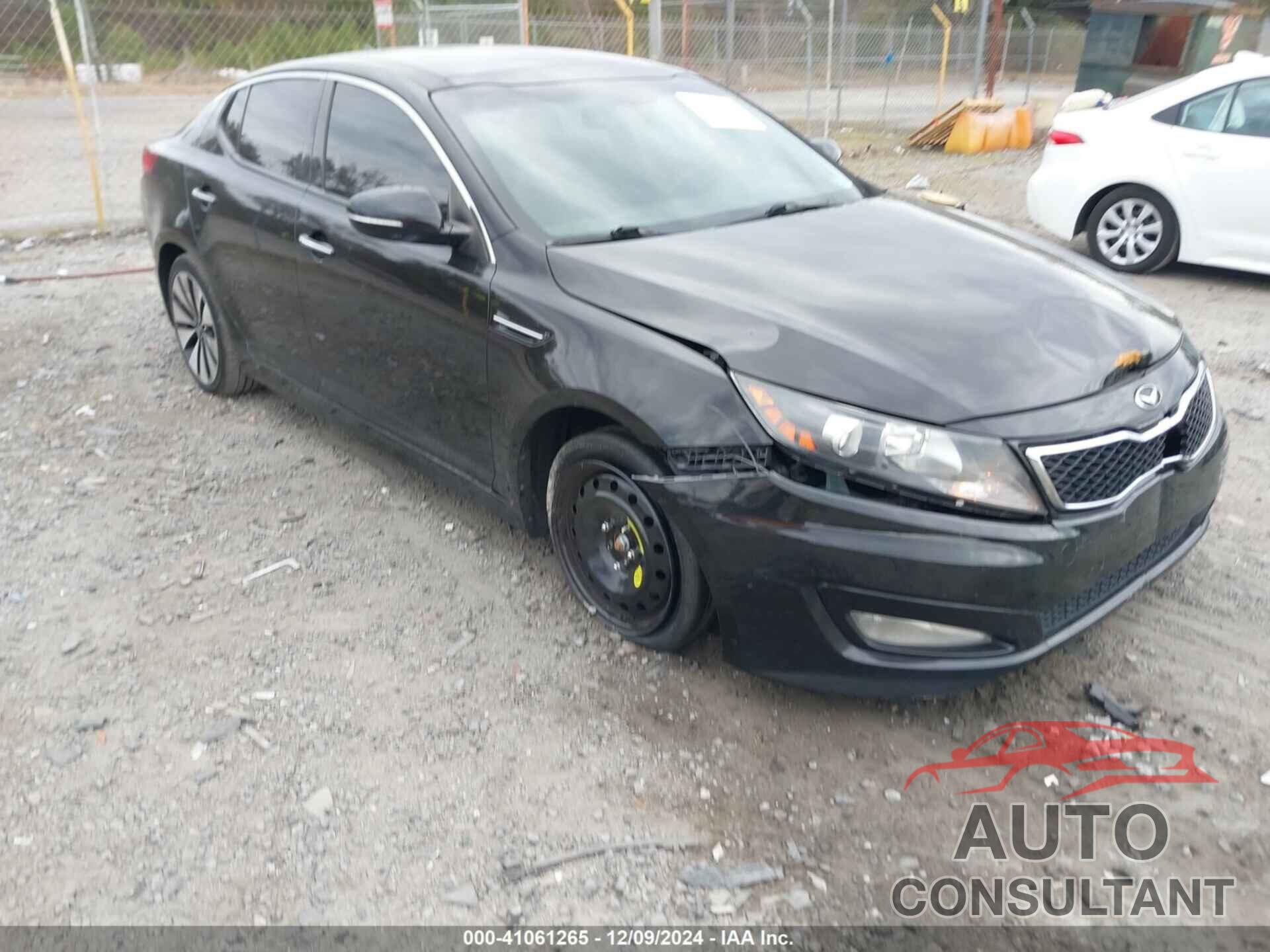 KIA OPTIMA 2011 - KNAGR4A69B5114810