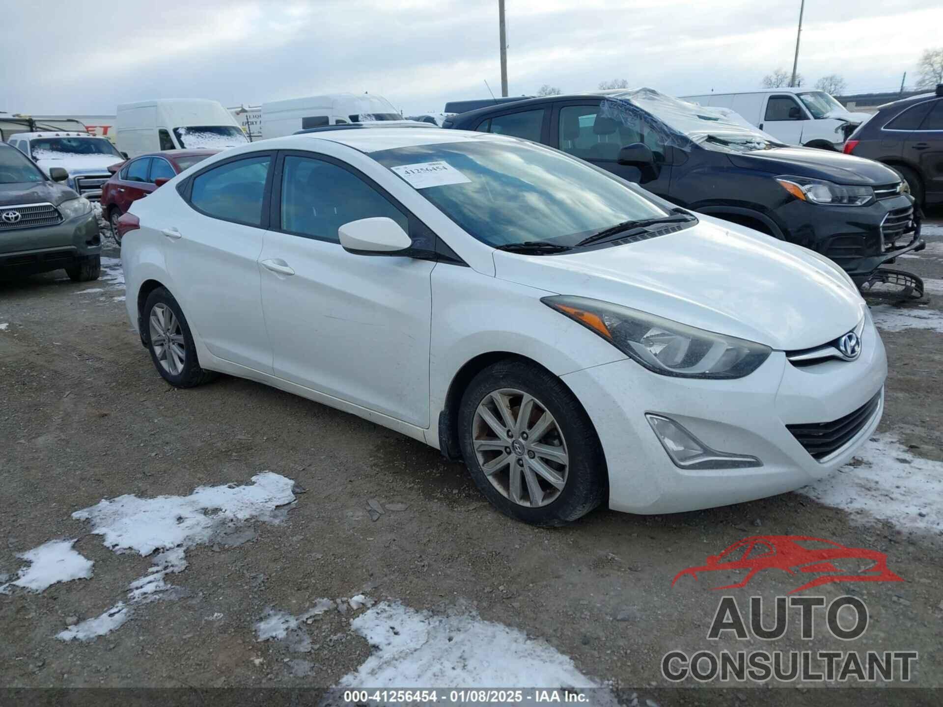 HYUNDAI ELANTRA 2015 - 5NPDH4AE5FH585682