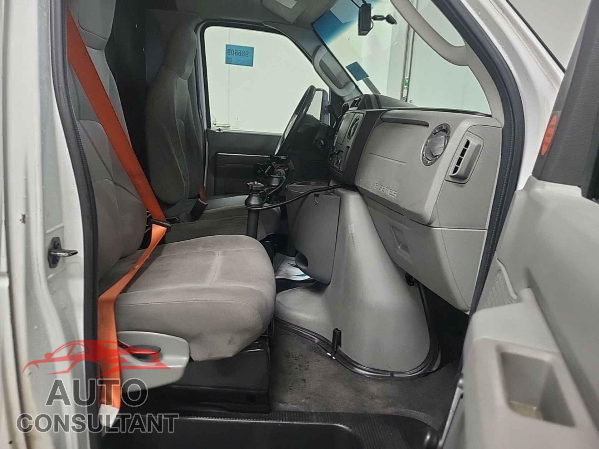 FORD E-150 2010 - 1FTNE1EW7ADA91109