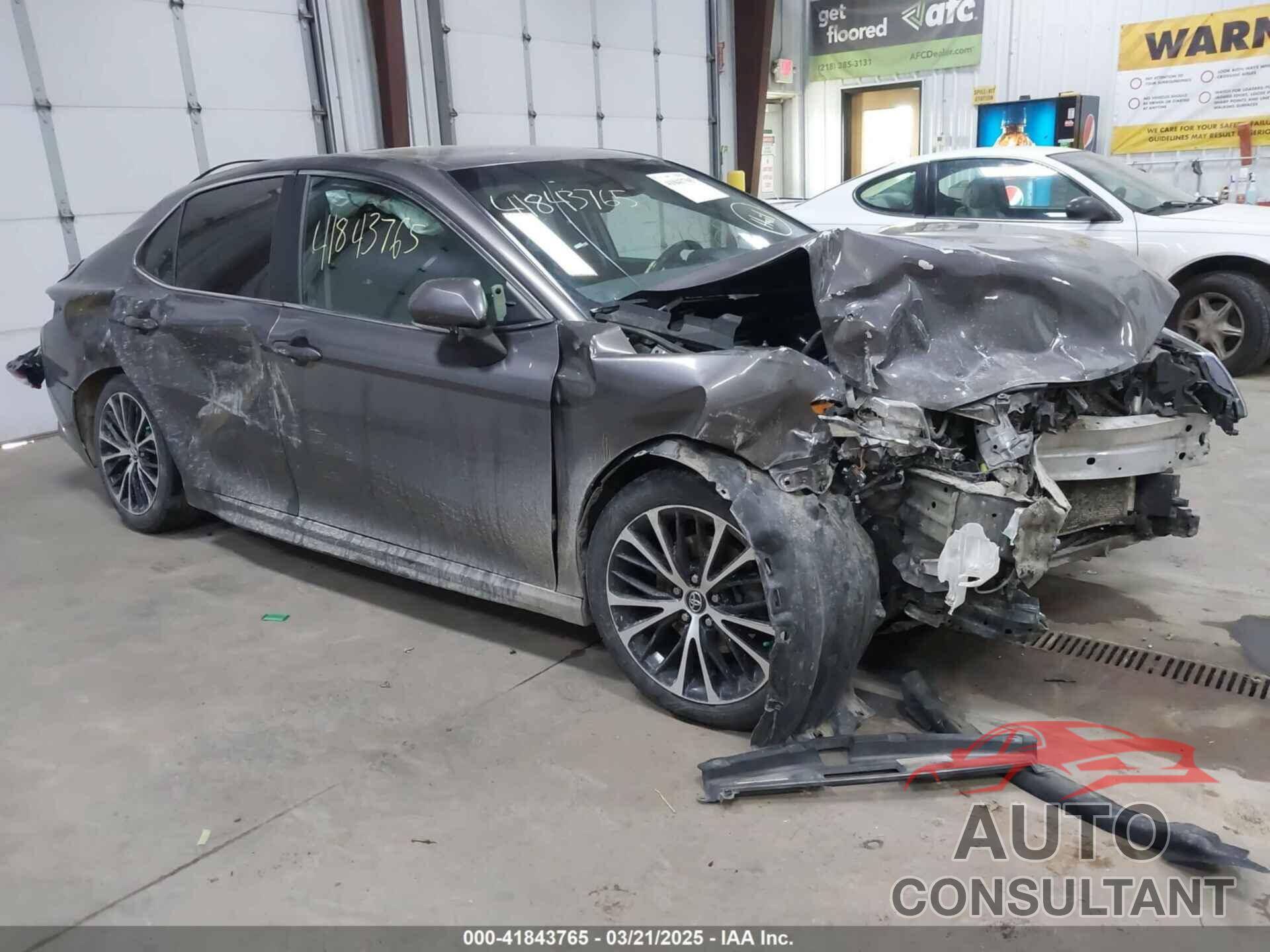 TOYOTA CAMRY 2020 - 4T1J11AKXLU922887