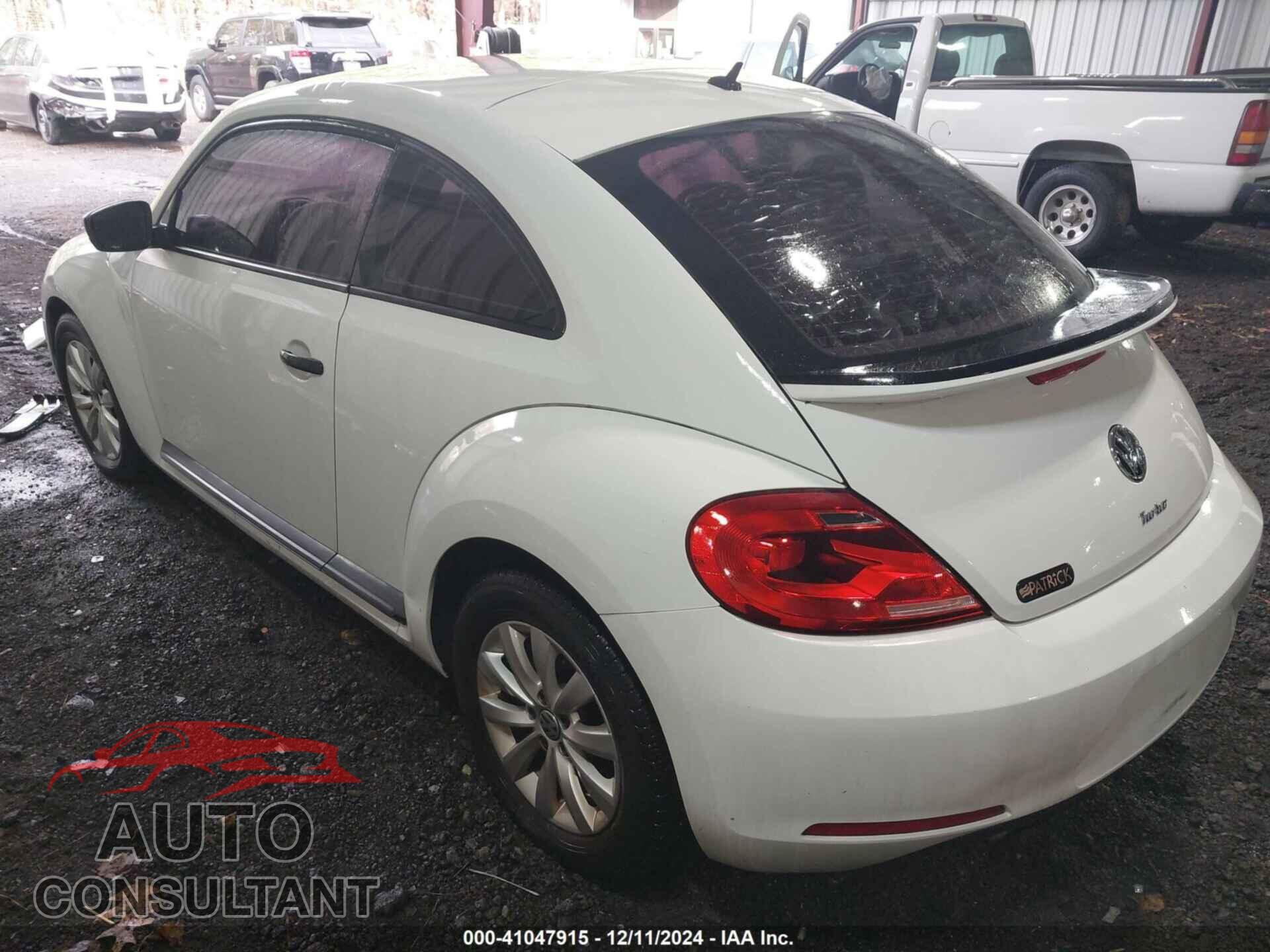 VOLKSWAGEN BEETLE 2016 - 3VWF07AT4GM617658