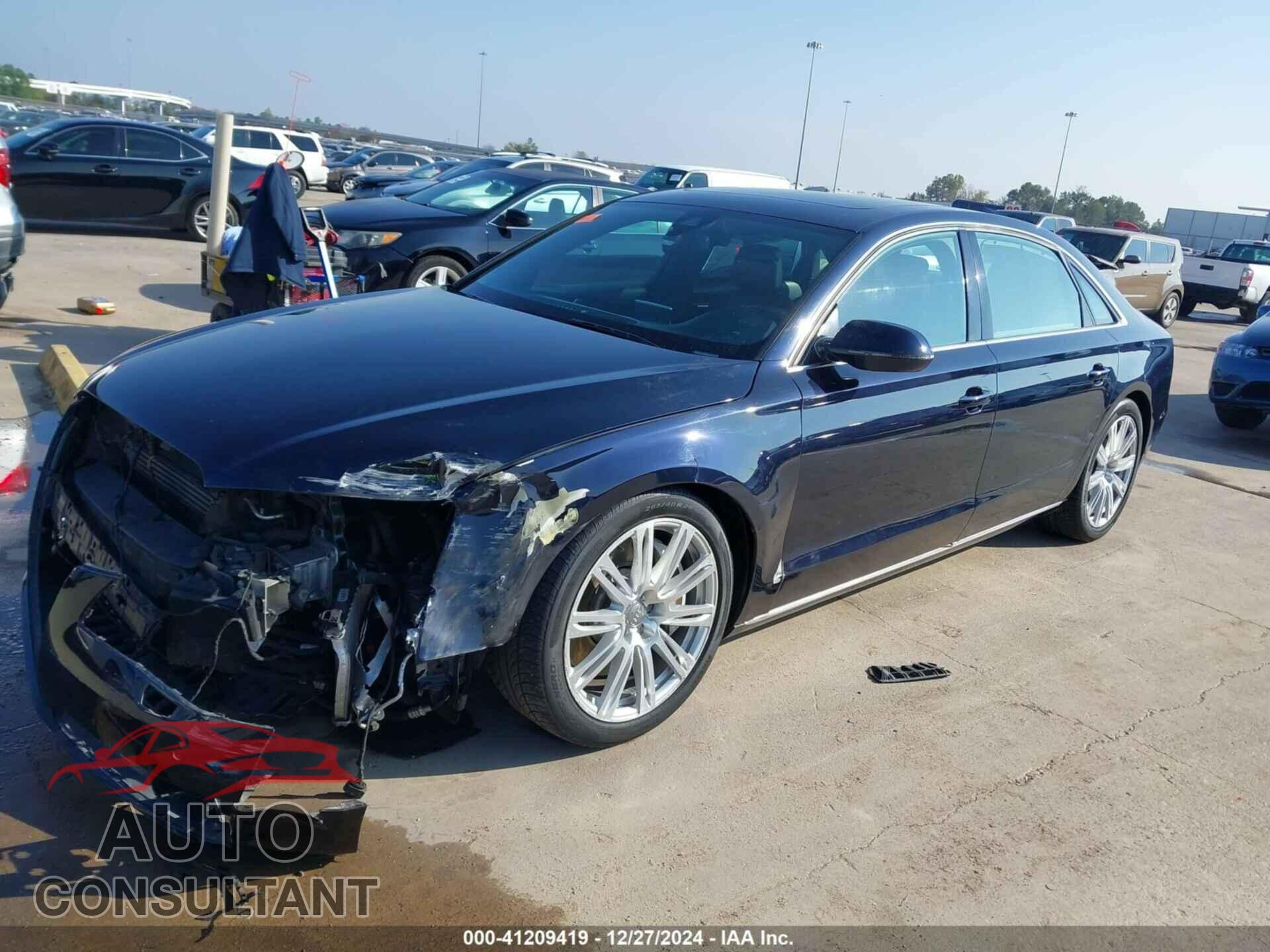 AUDI A8 L 2013 - WAUR2AFD3DN012893