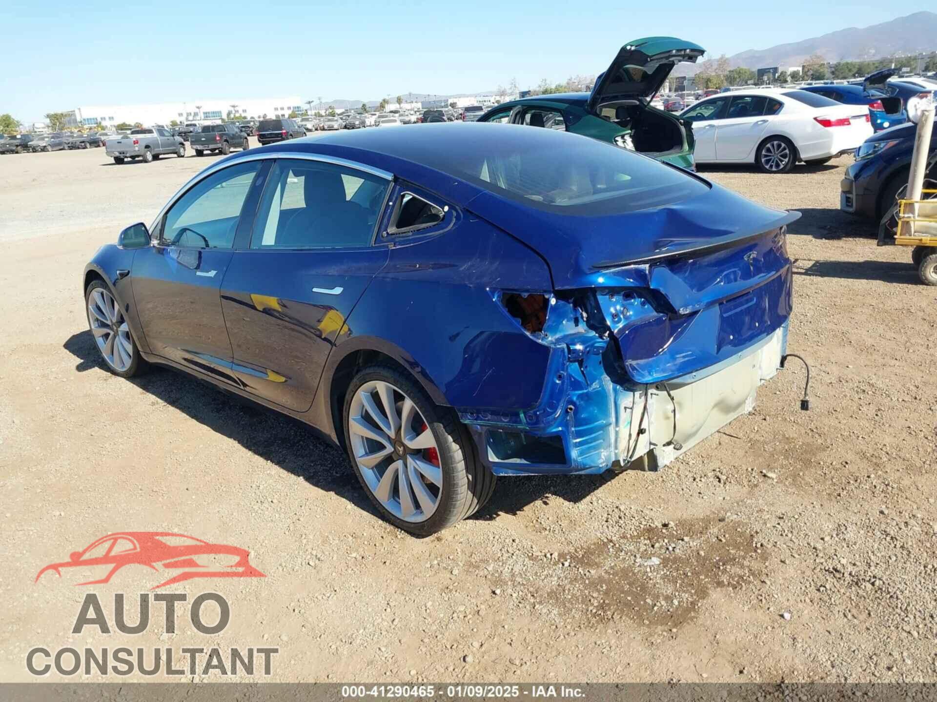 TESLA MODEL 3 2018 - 5YJ3E1EB8JF151475