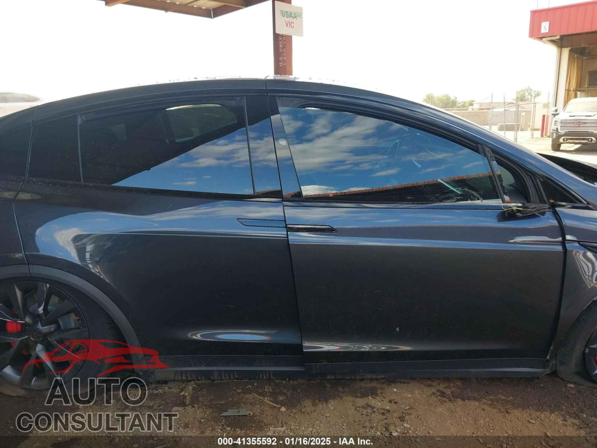 TESLA MODEL X 2024 - 7SAXCBE60RF447105