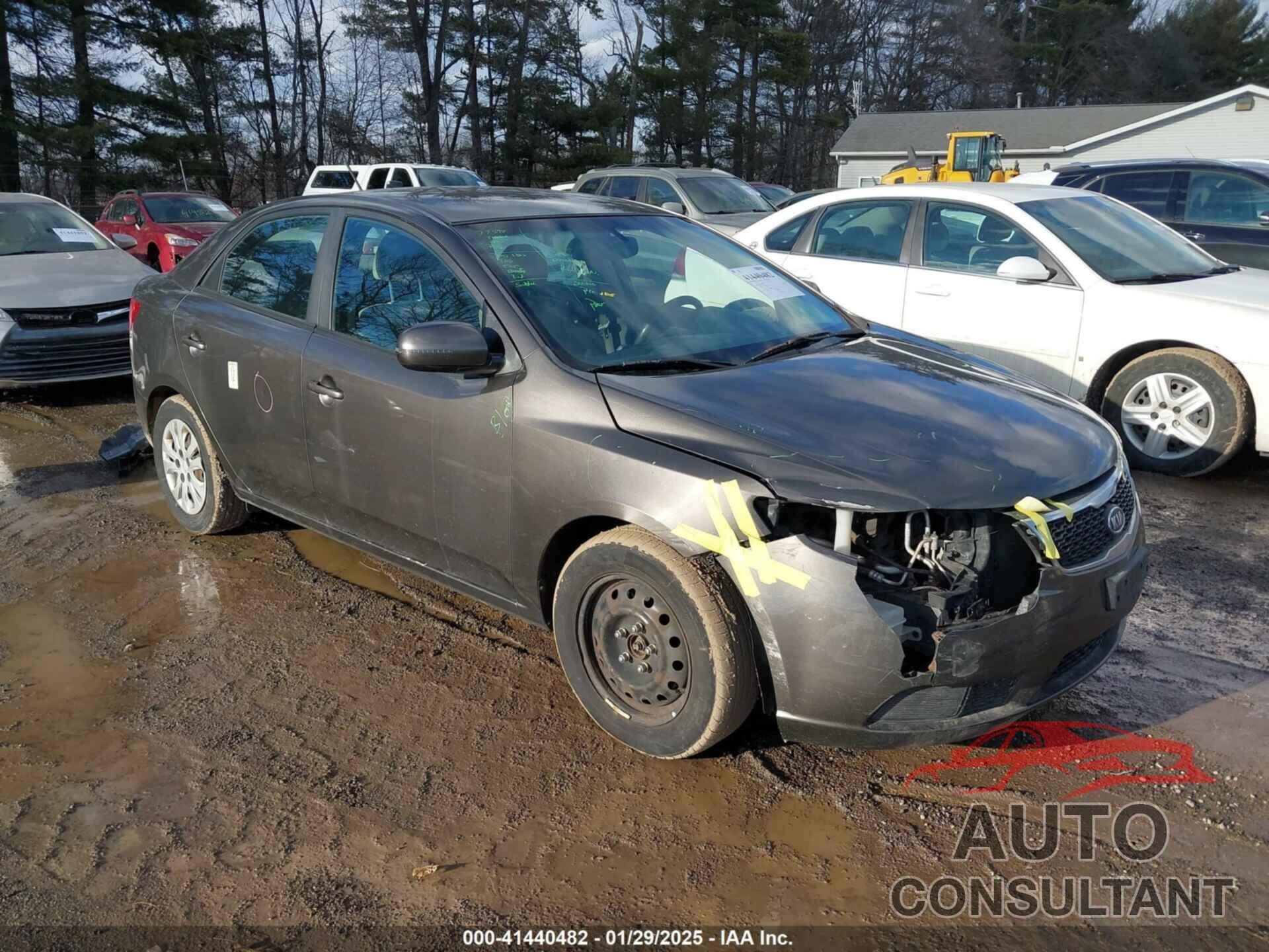 KIA FORTE 2011 - KNAFU4A24B5457192
