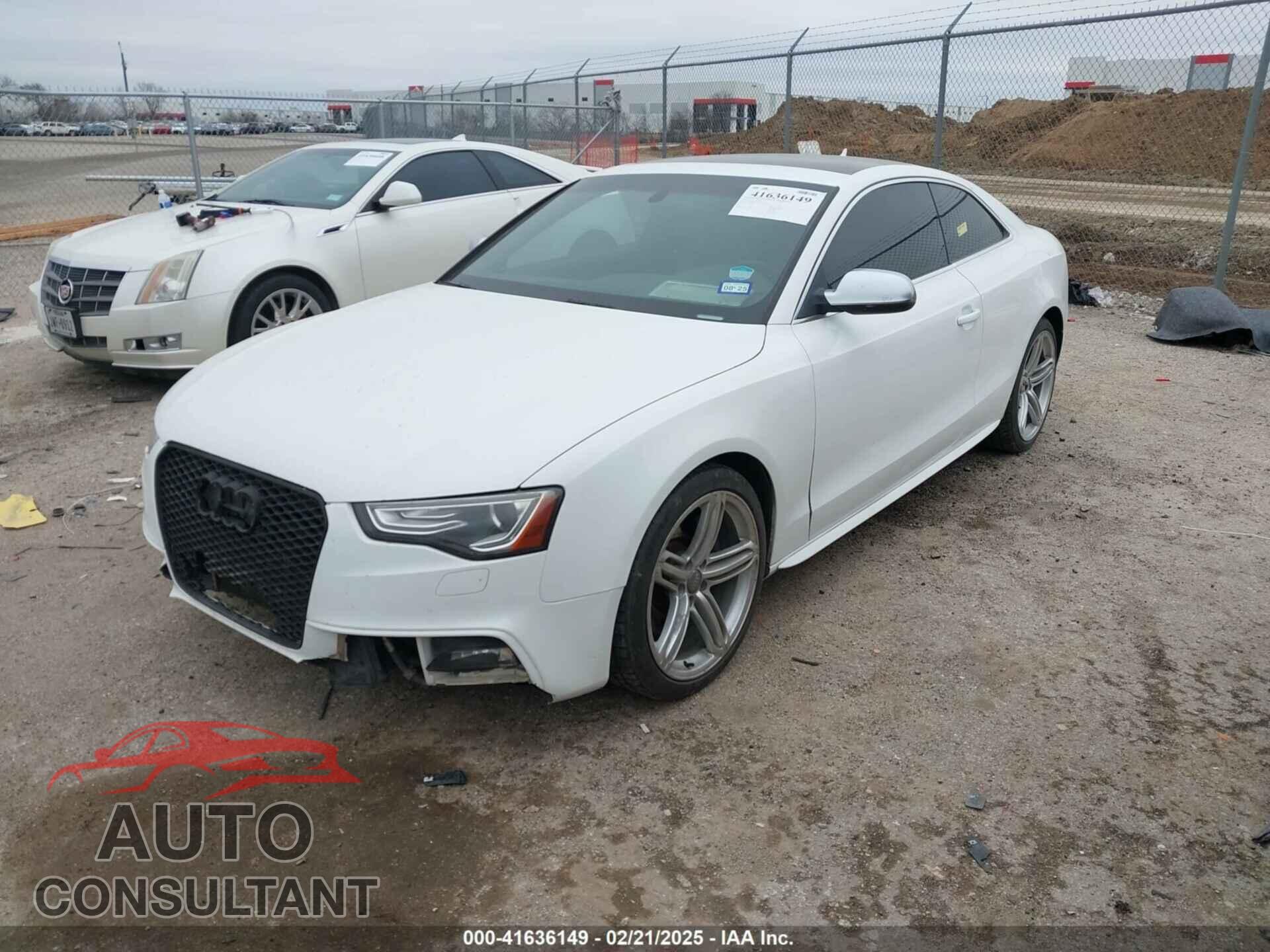 AUDI S5 2013 - WAUCGAFR0DA006611