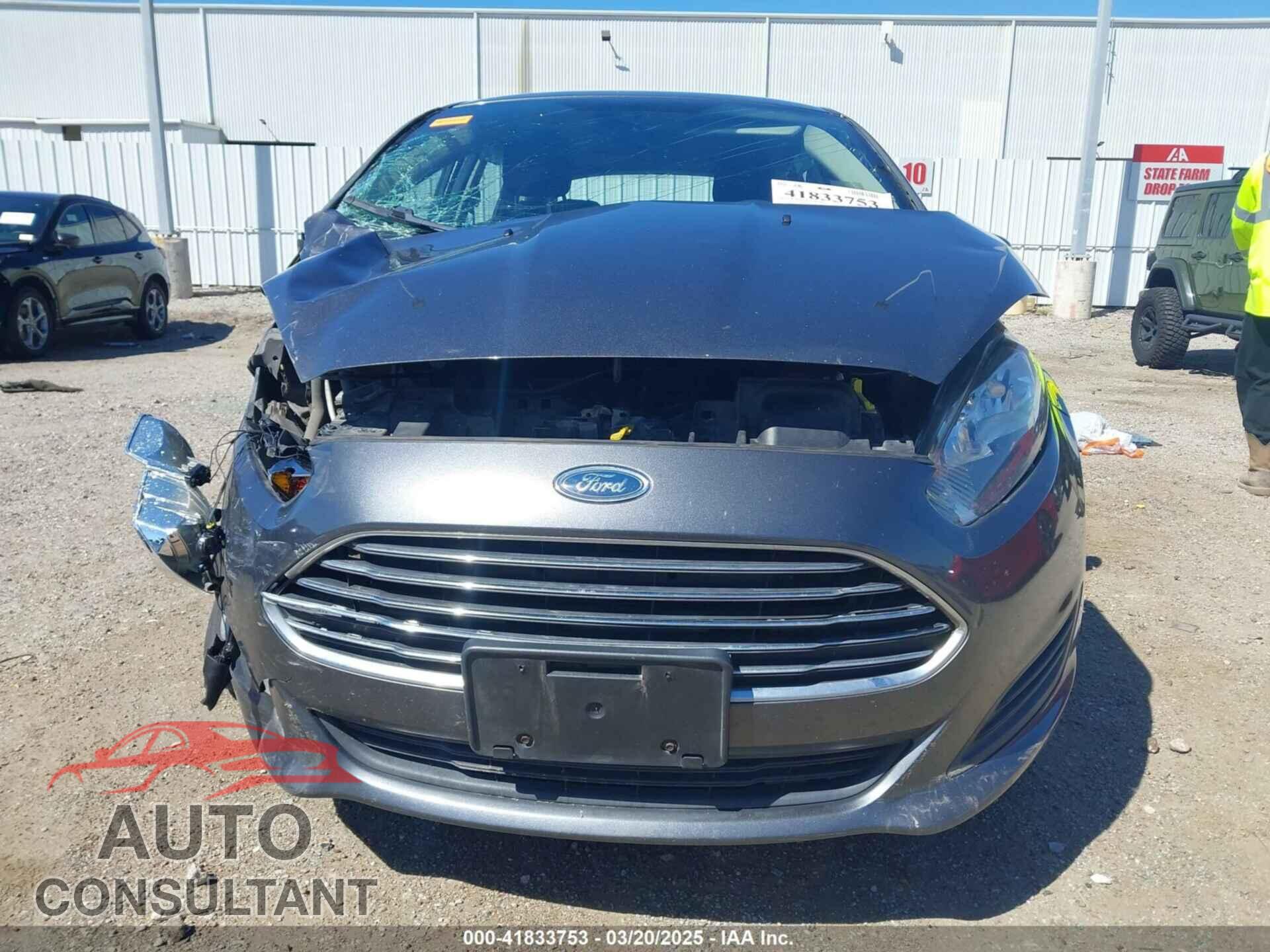 FORD FIESTA 2017 - 3FADP4EJ5HM131932