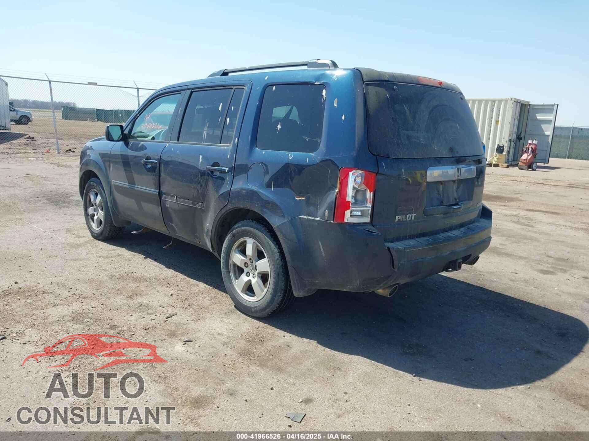 HONDA PILOT 2011 - 5FNYF4H45BB067519