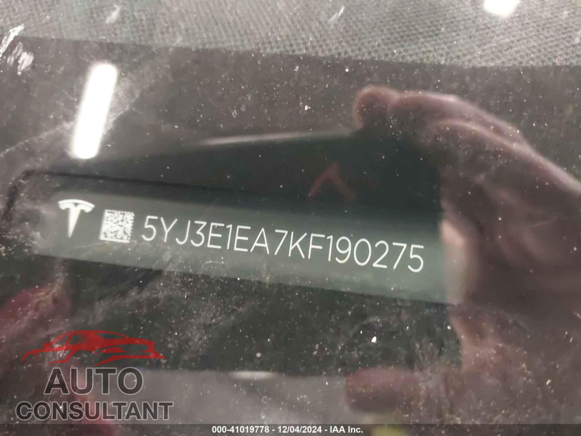 TESLA MODEL 3 2019 - 5YJ3E1EA7KF190275