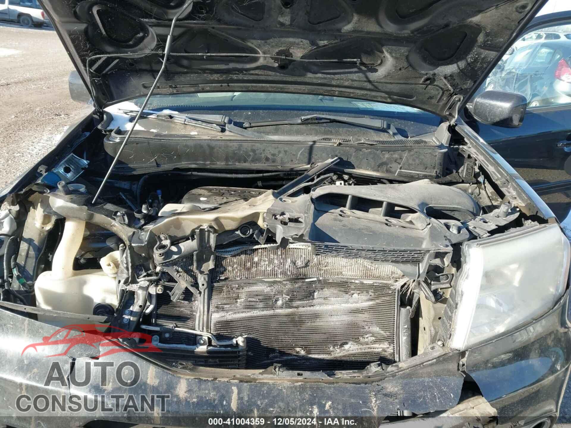 HONDA PILOT 2015 - 5FNYF4H51FB054524