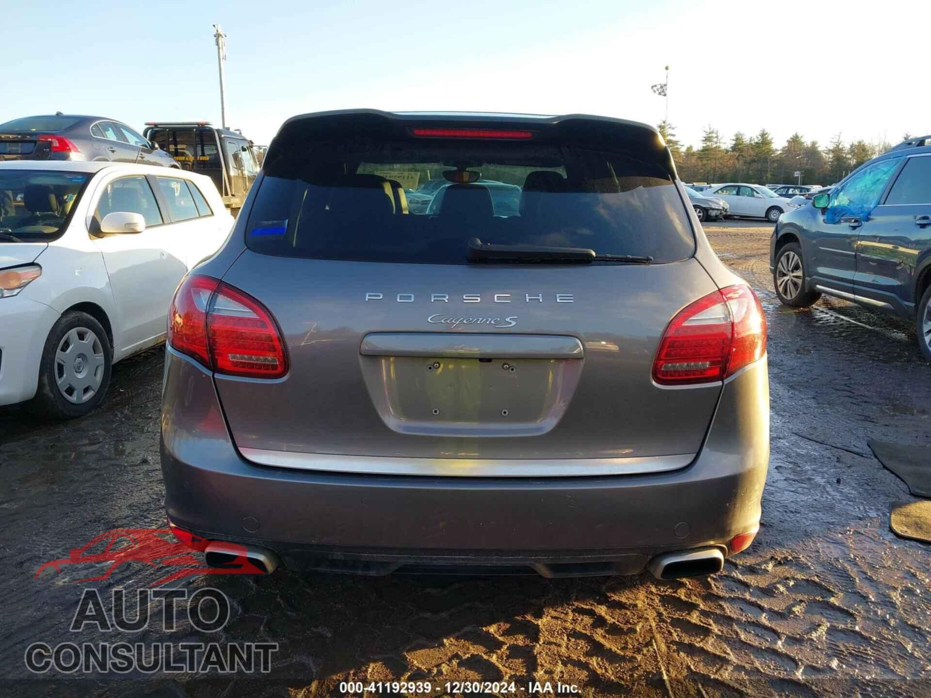 PORSCHE CAYENNE 2013 - WP1AB2A20DLA81157