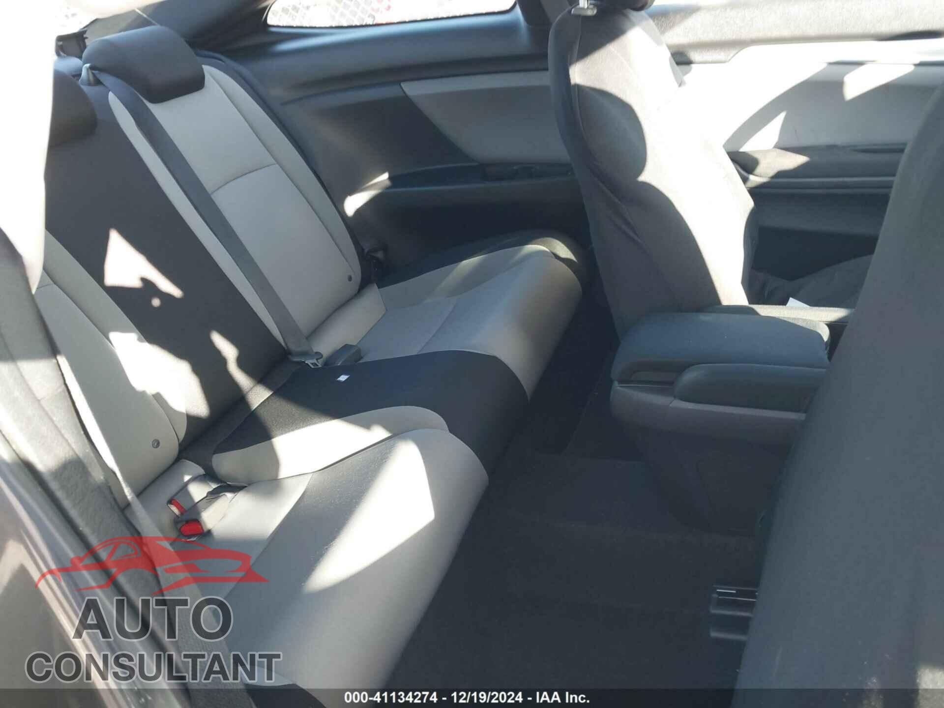 HONDA CIVIC 2017 - 2HGFC4B57HH311788