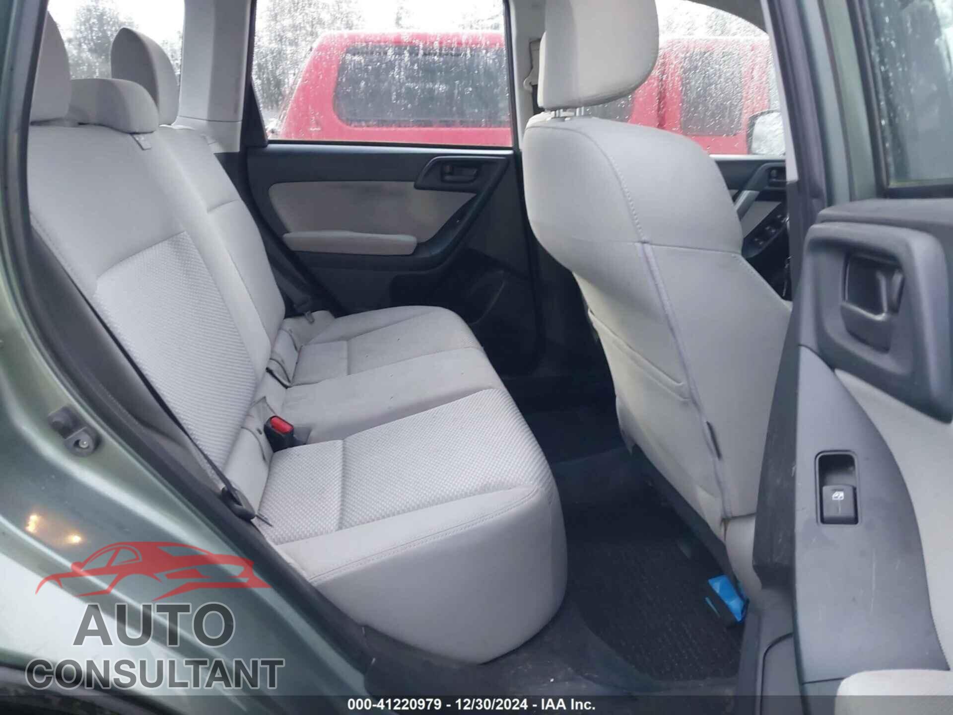 SUBARU FORESTER 2015 - JF2SJAAC3FG425704