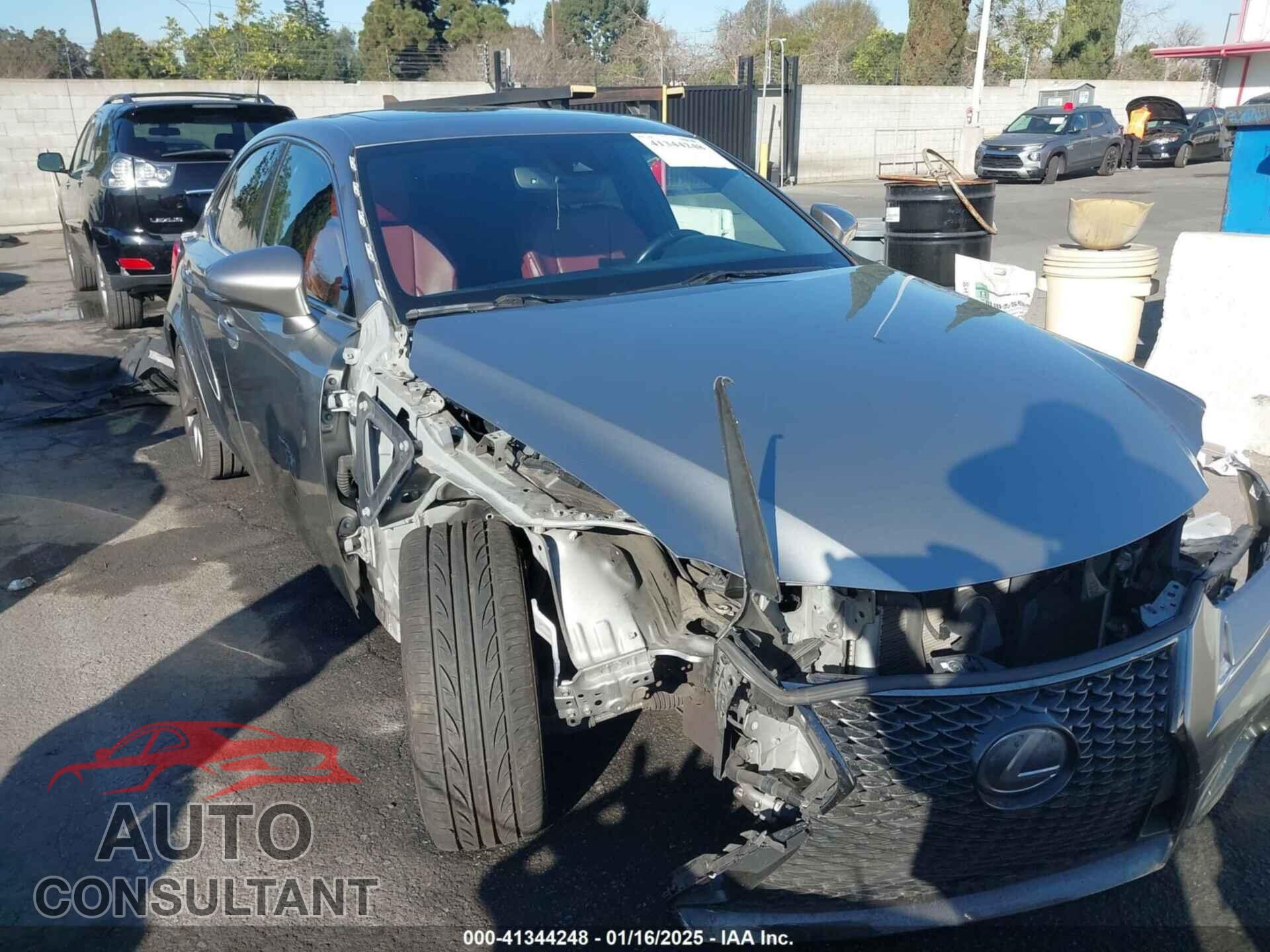 LEXUS IS 200T 2017 - JTHBA1D27H5057445