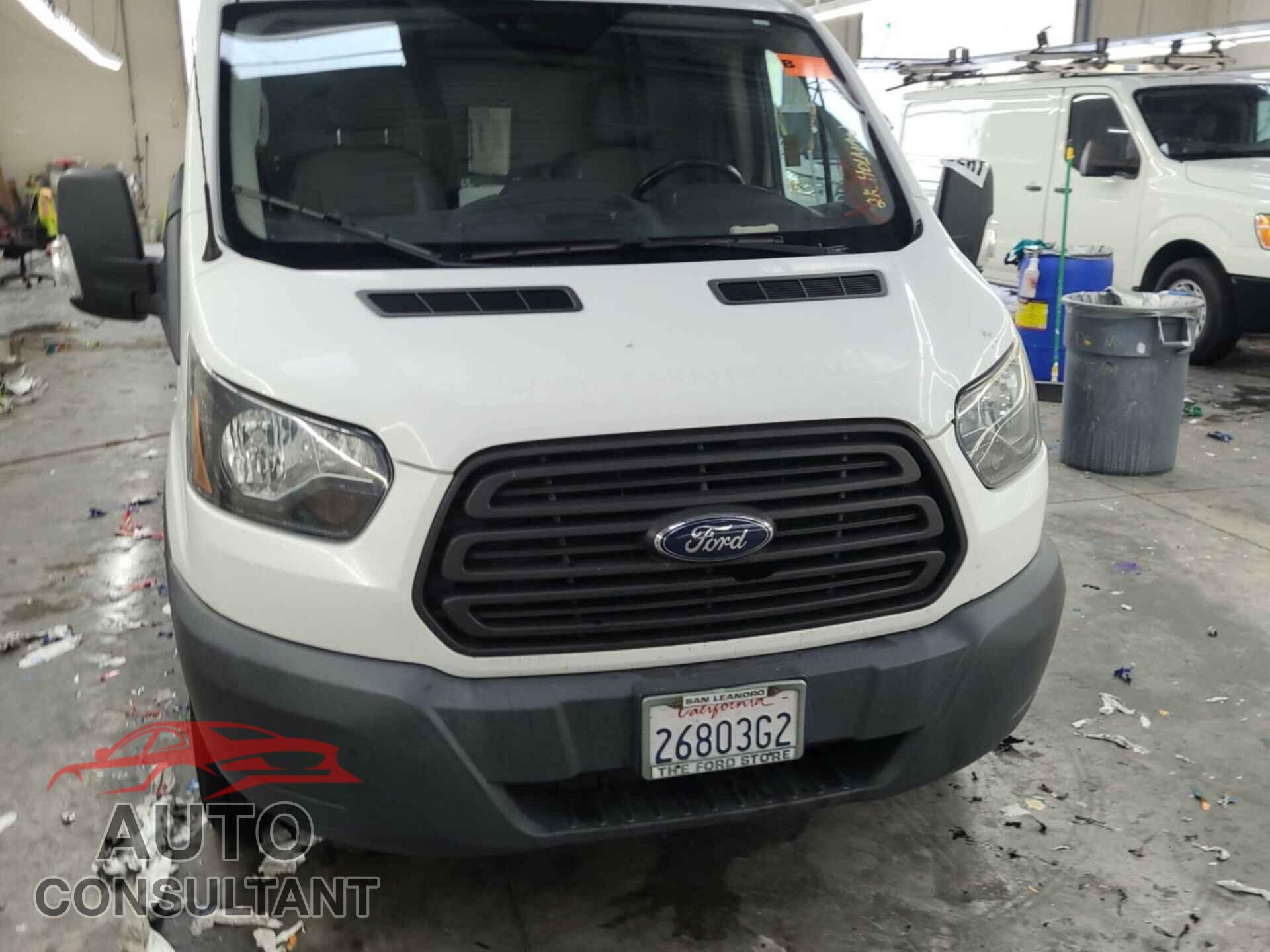 FORD TRANSIT-250 2017 - 1FTYR1YM8HKA32023