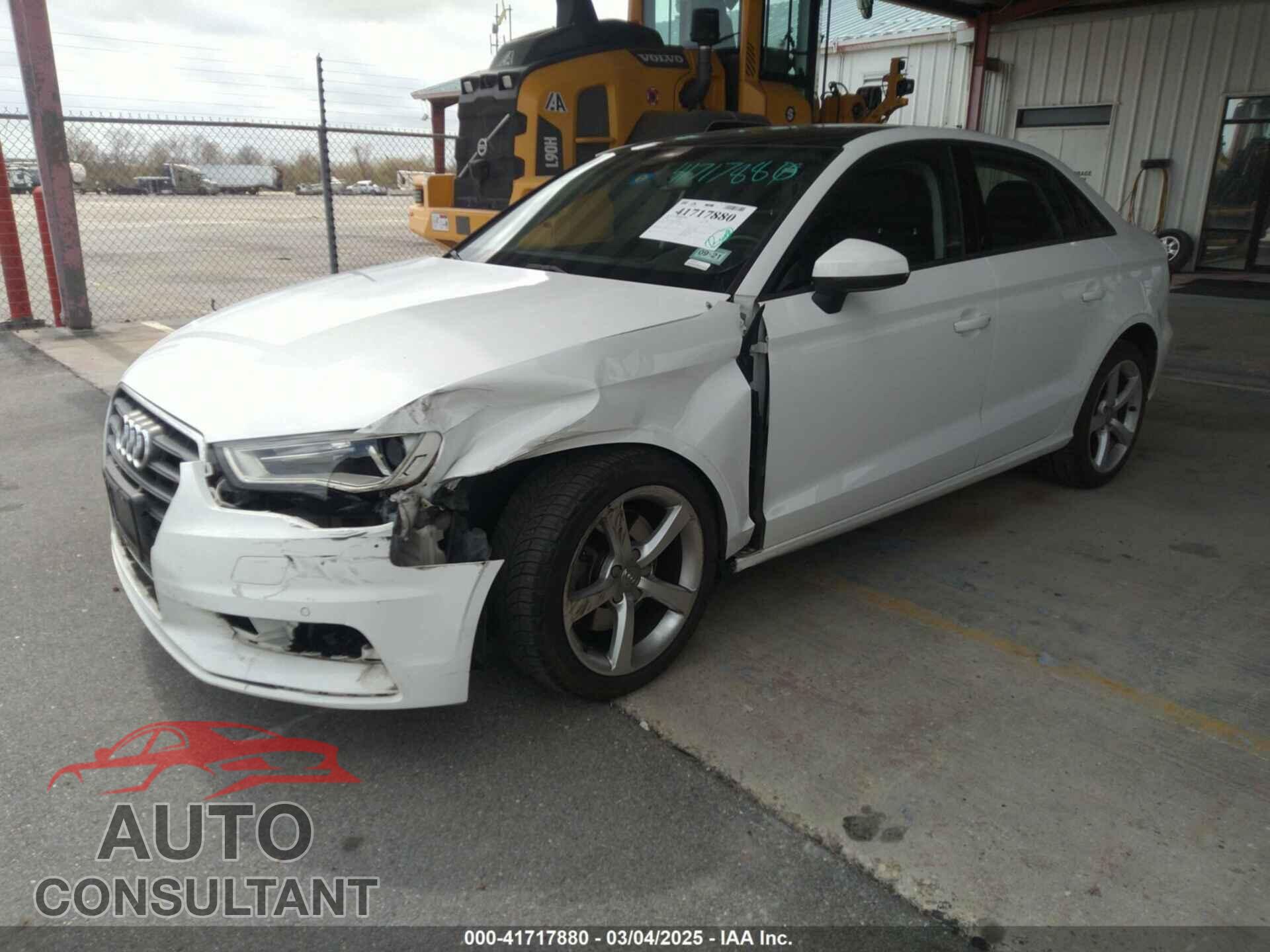 AUDI A3 2016 - WAUA7GFF3G1032818