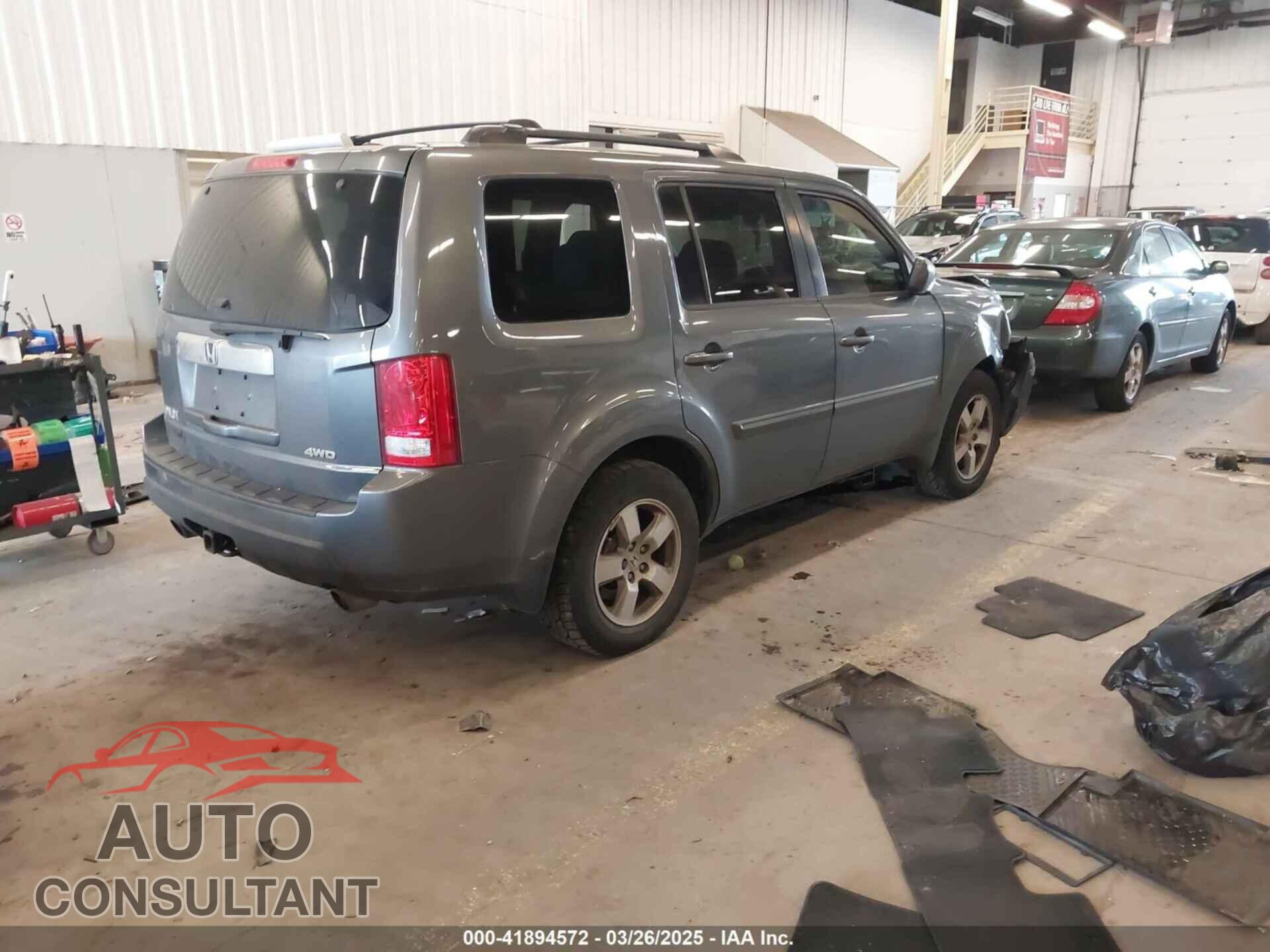 HONDA PILOT 2011 - 5FNYF4H59BB027002