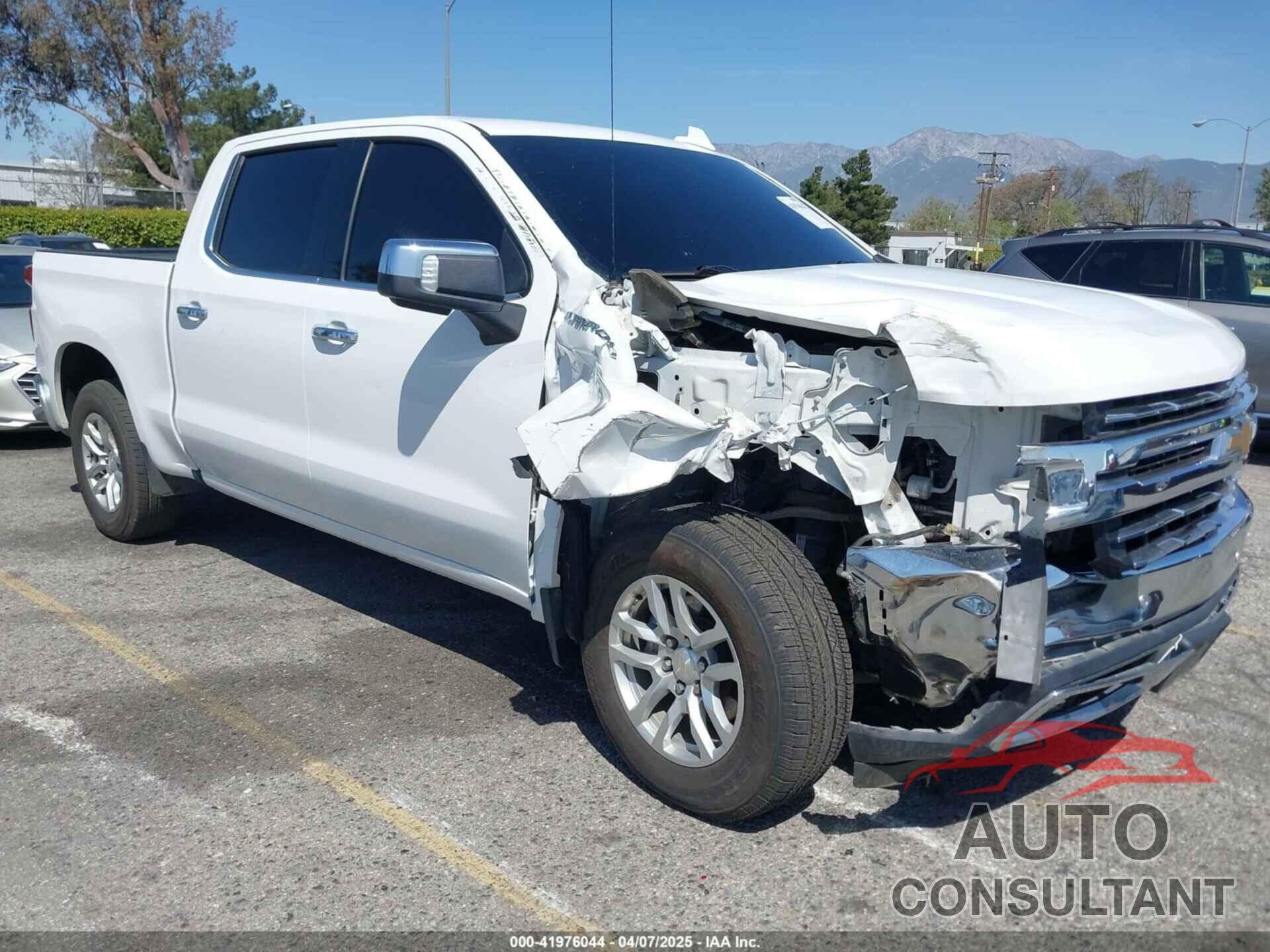 CHEVROLET SILVERADO 1500 2021 - 1GCUYGEDXMZ202215