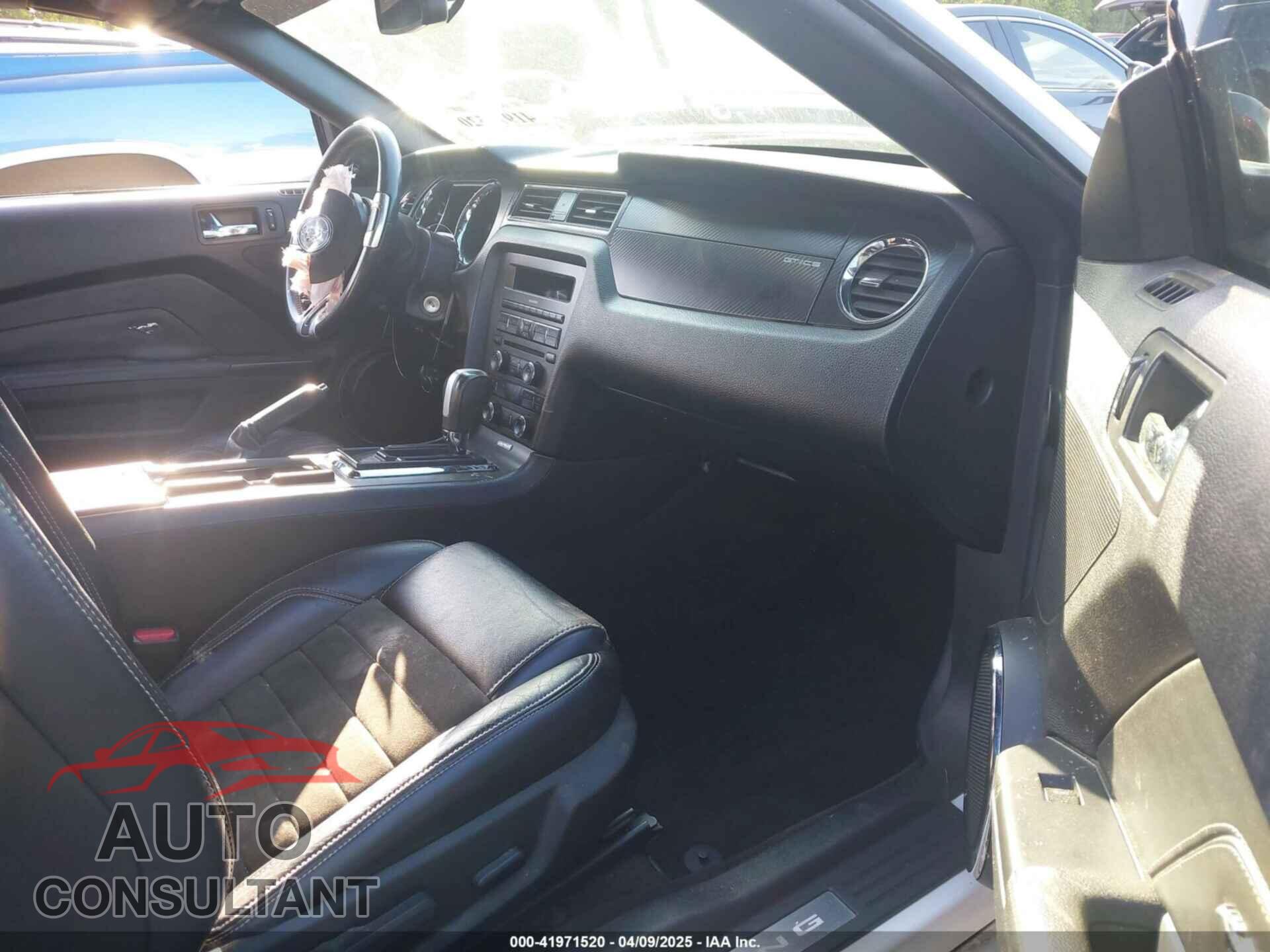 FORD MUSTANG 2013 - 1ZVBP8FFXD5256571