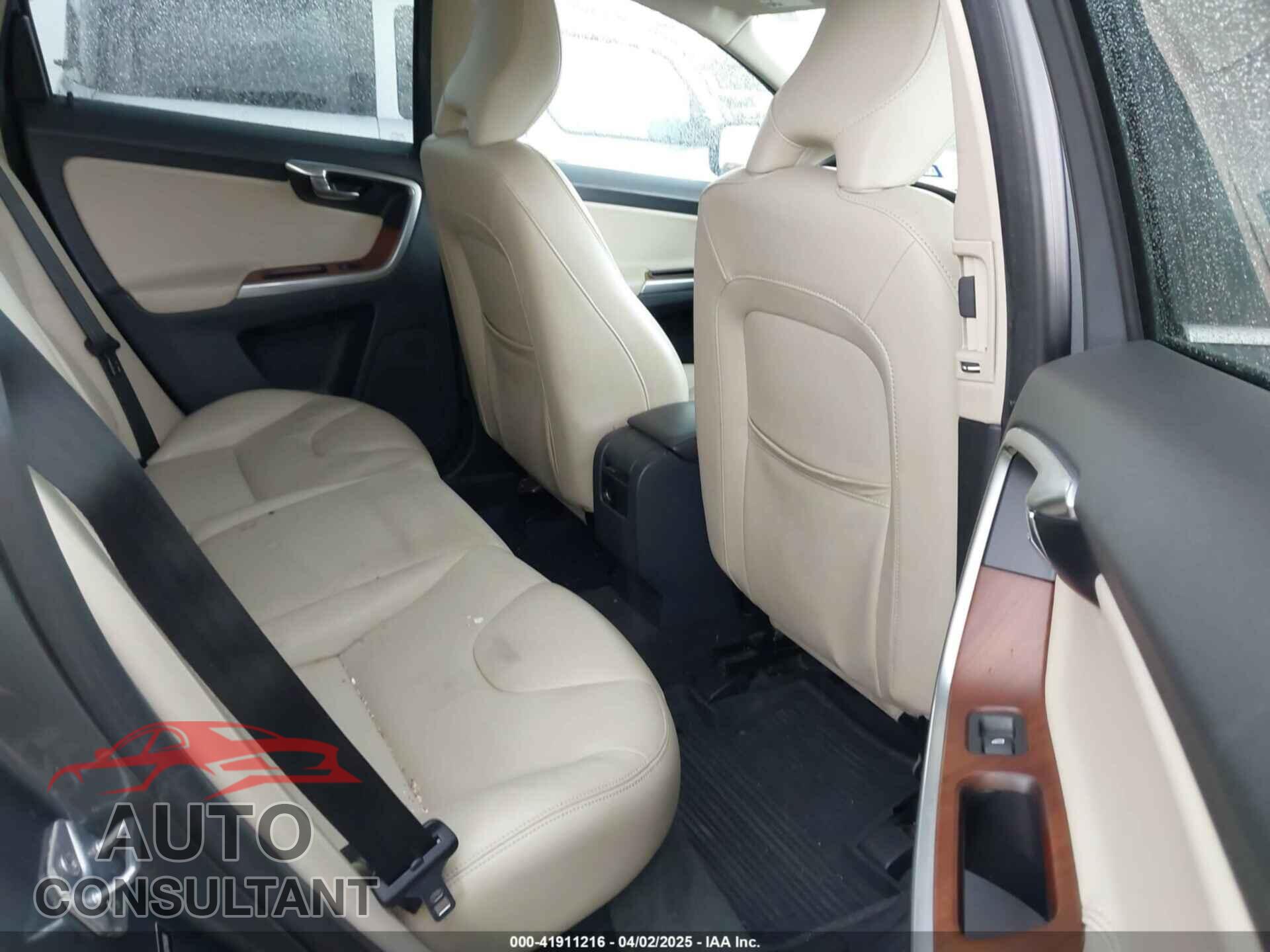 VOLVO XC60 2017 - YV440MDU1H2018686