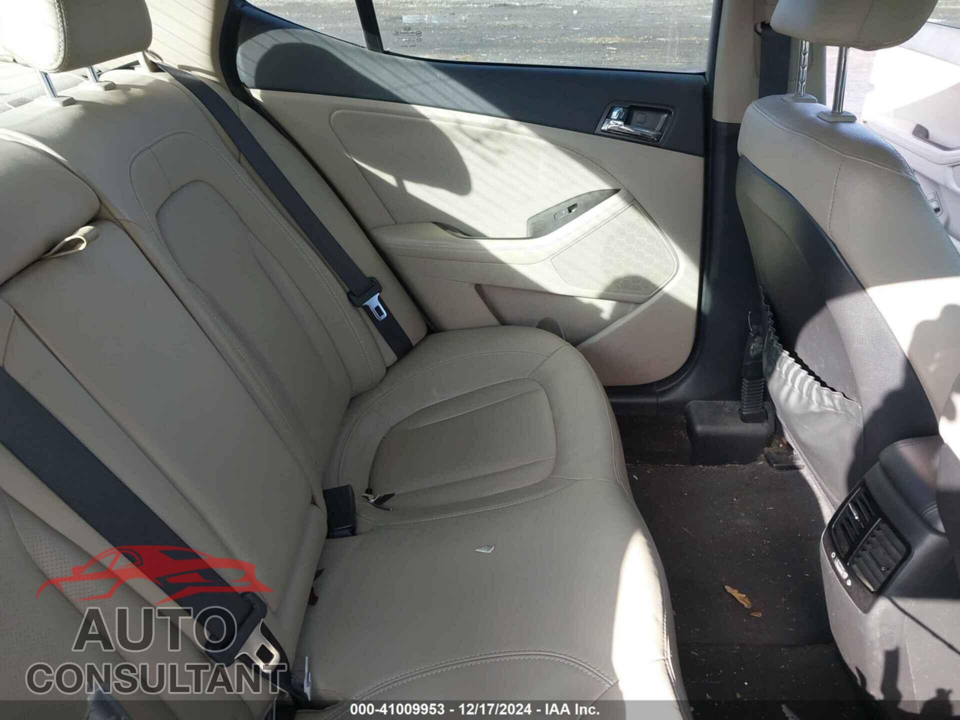 KIA OPTIMA 2011 - KNAGN4A62B5092841