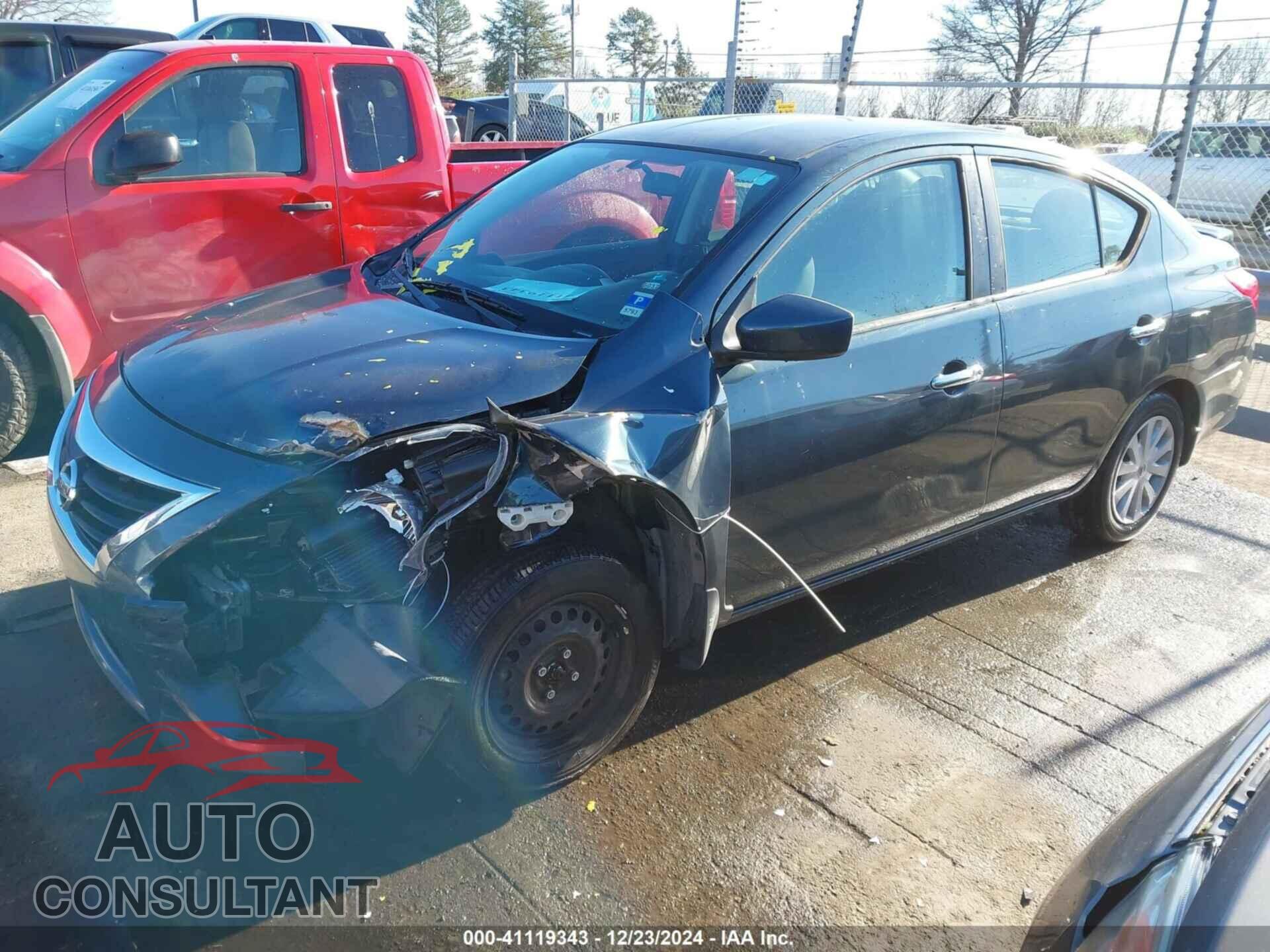 NISSAN VERSA 2017 - 3N1CN7AP9HL866493