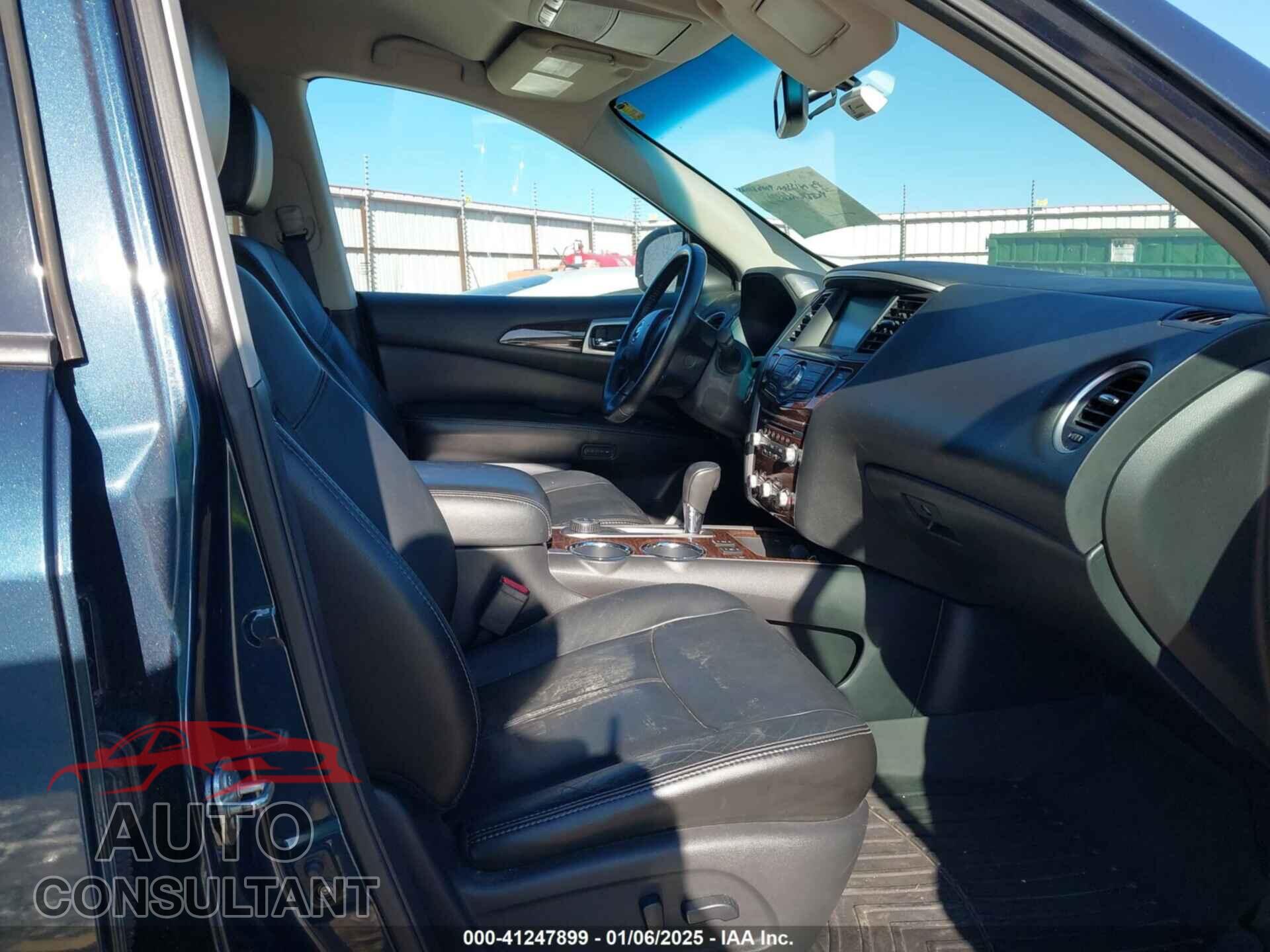 NISSAN PATHFINDER 2013 - 5N1AR2MM8DC663352