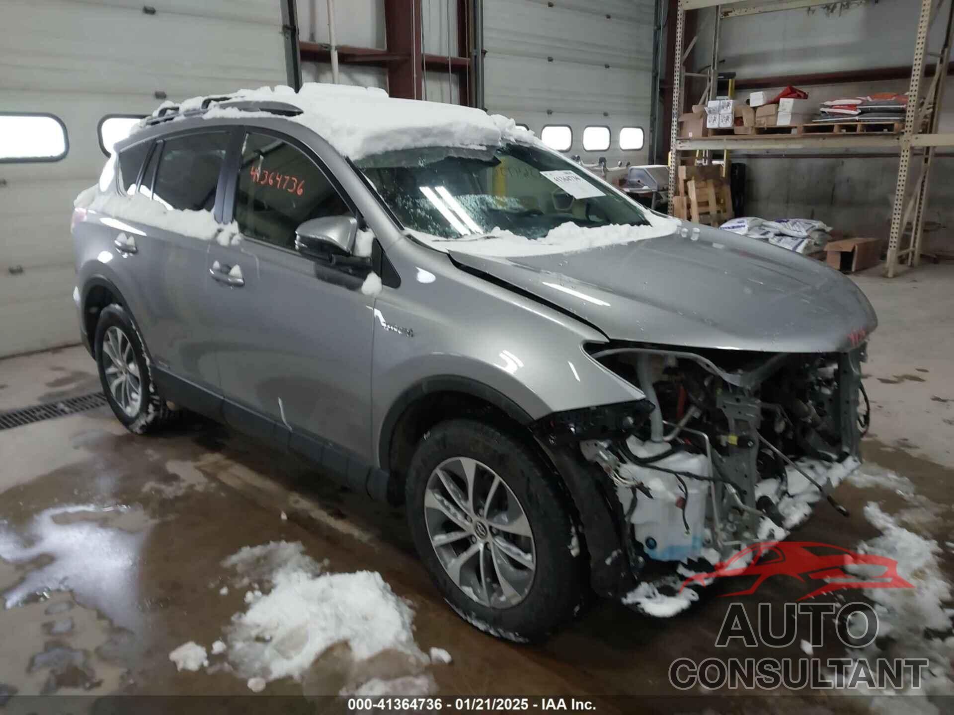 TOYOTA RAV4 HYBRID 2018 - JTMRJREV5JD168059