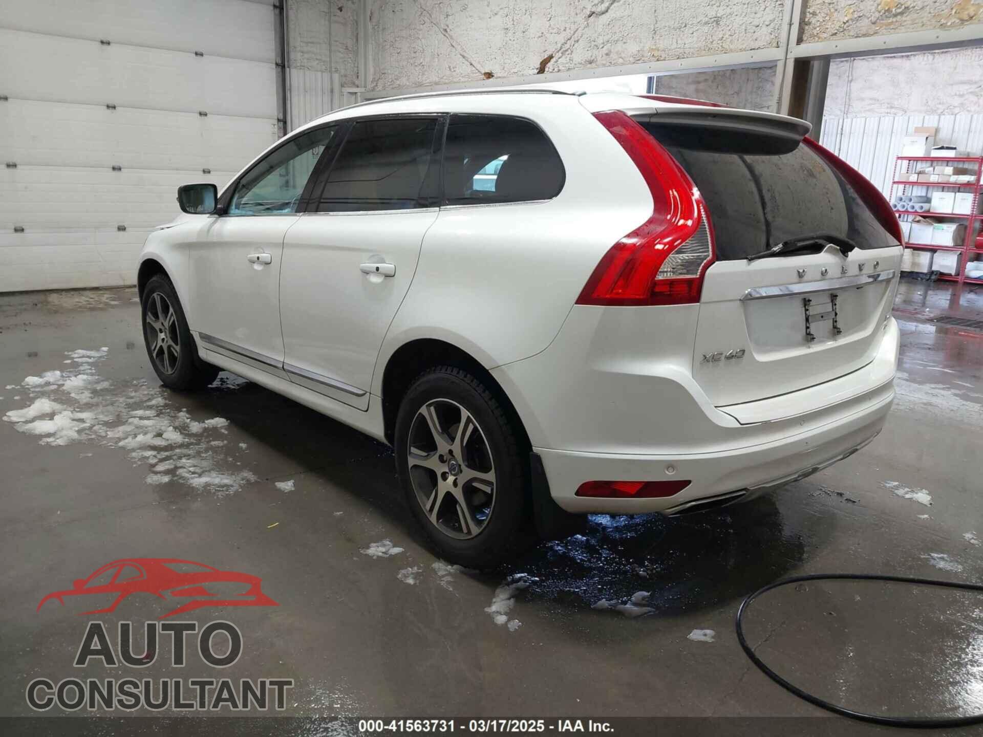VOLVO XC60 2014 - YV4902DZ4E2520917