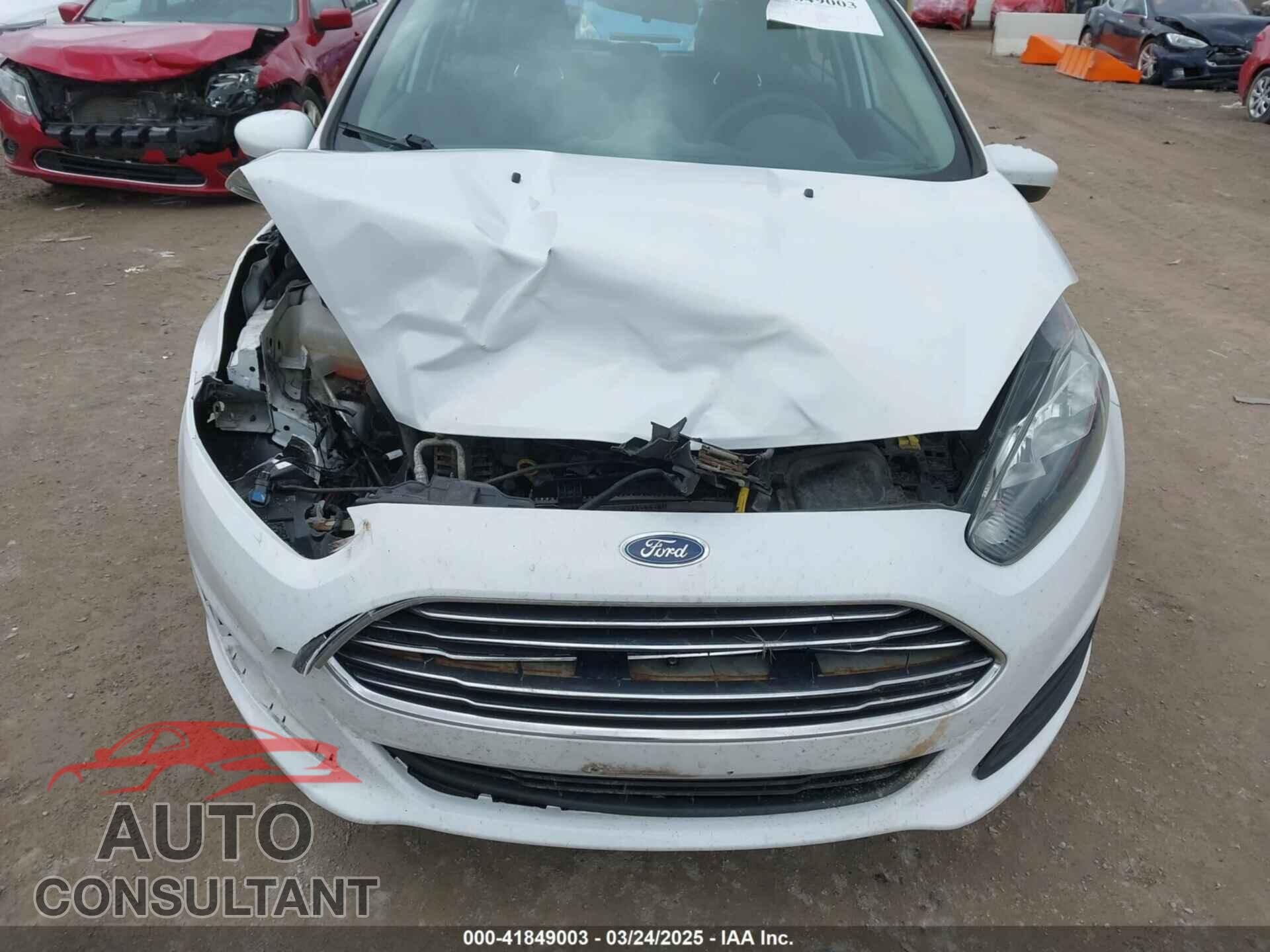 FORD FIESTA 2017 - 3FADP4TJ2HM161814