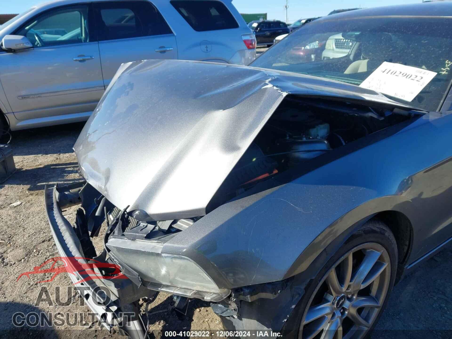 FORD MUSTANG 2014 - 1ZVBP8AM4E5318845