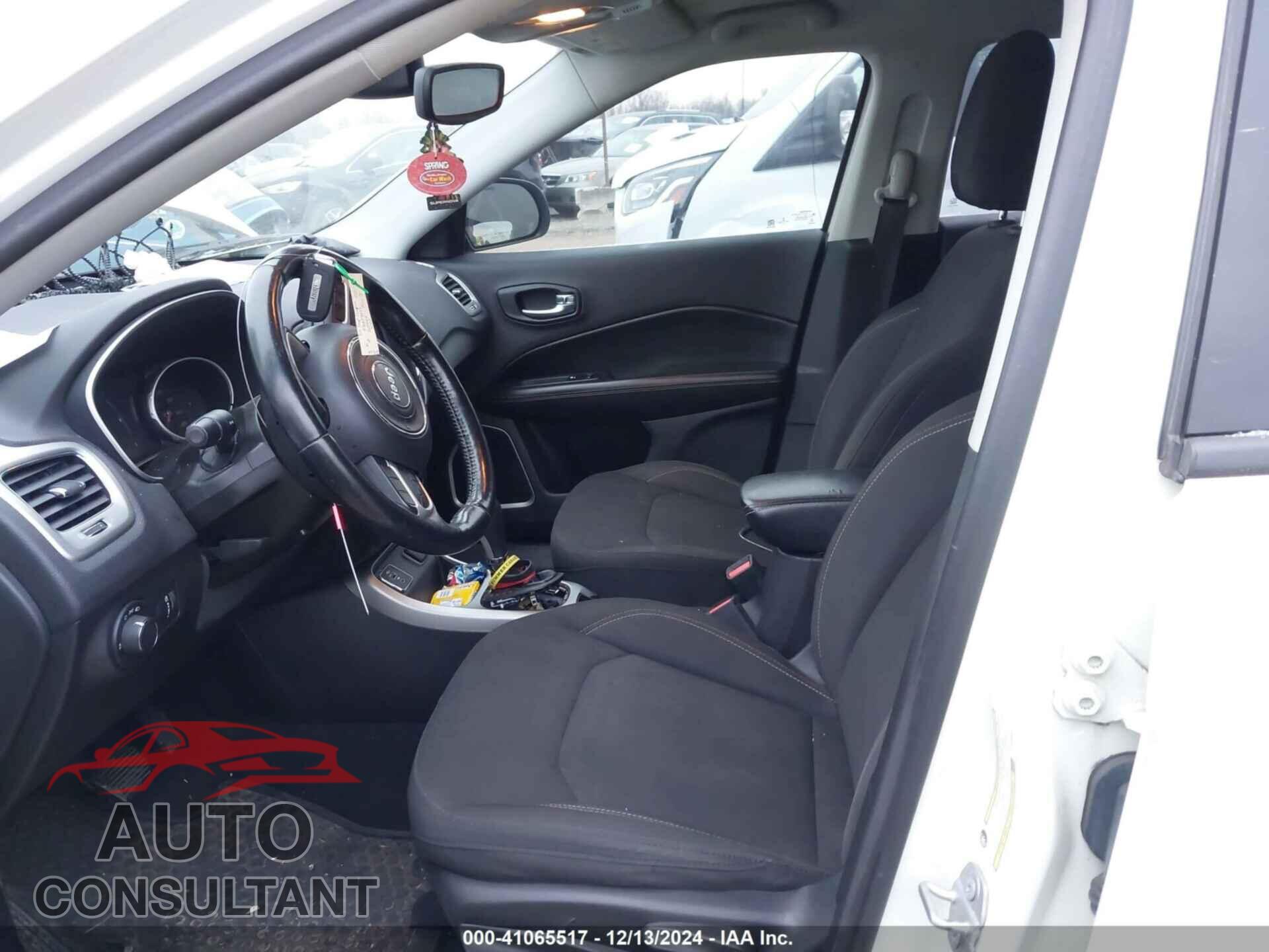 JEEP COMPASS 2020 - 3C4NJCAB2LT169948