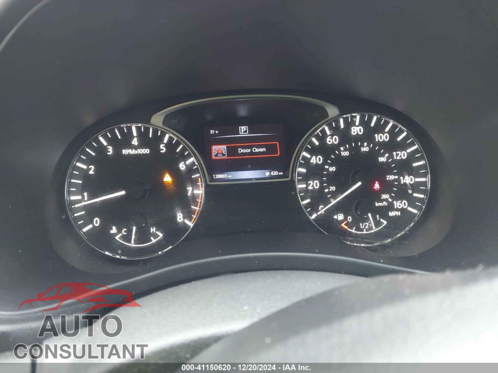 NISSAN PATHFINDER 2017 - 5N1DR2MN9HC673917