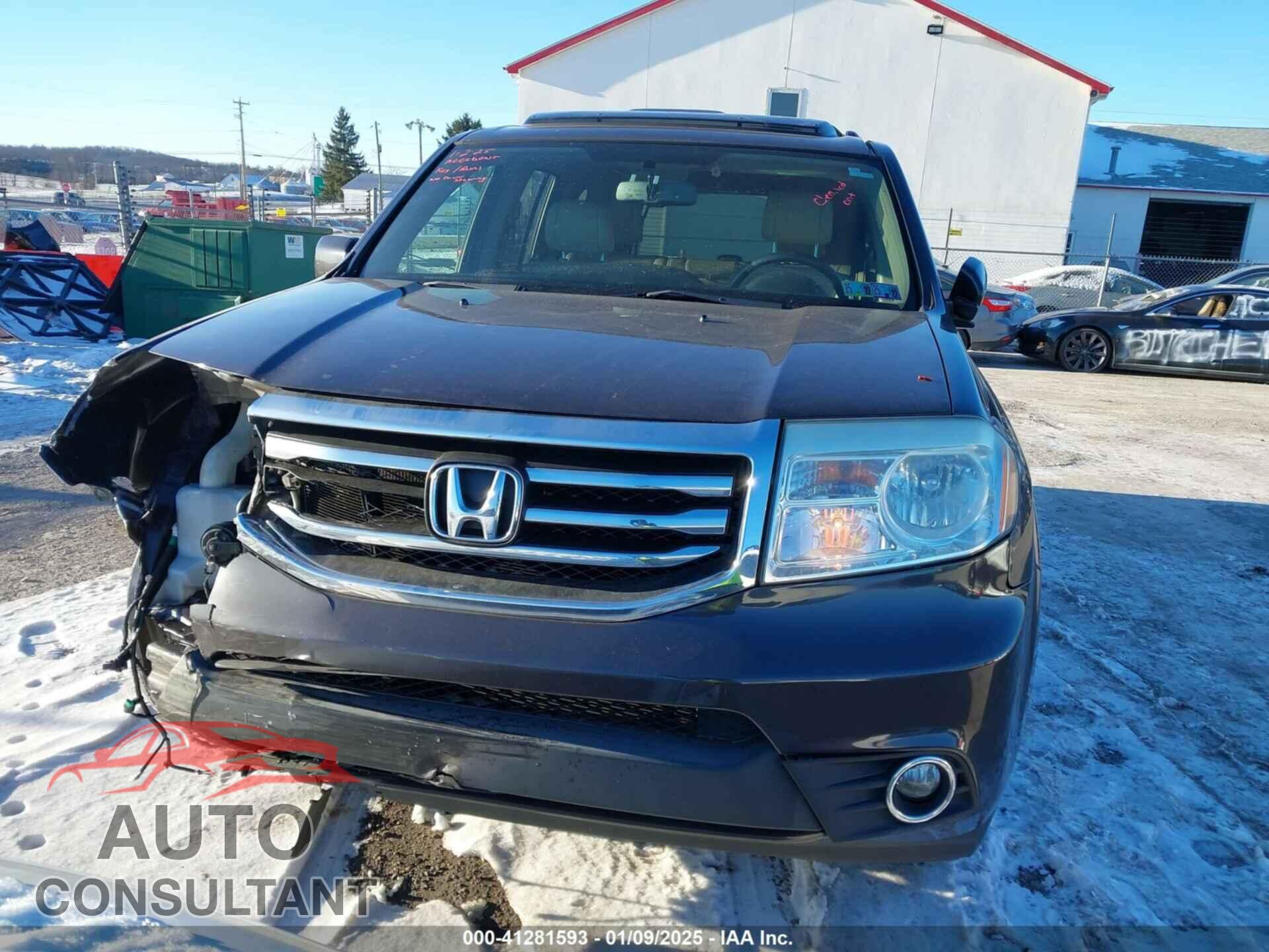 HONDA PILOT 2013 - 5FNYF4H5XDB070685