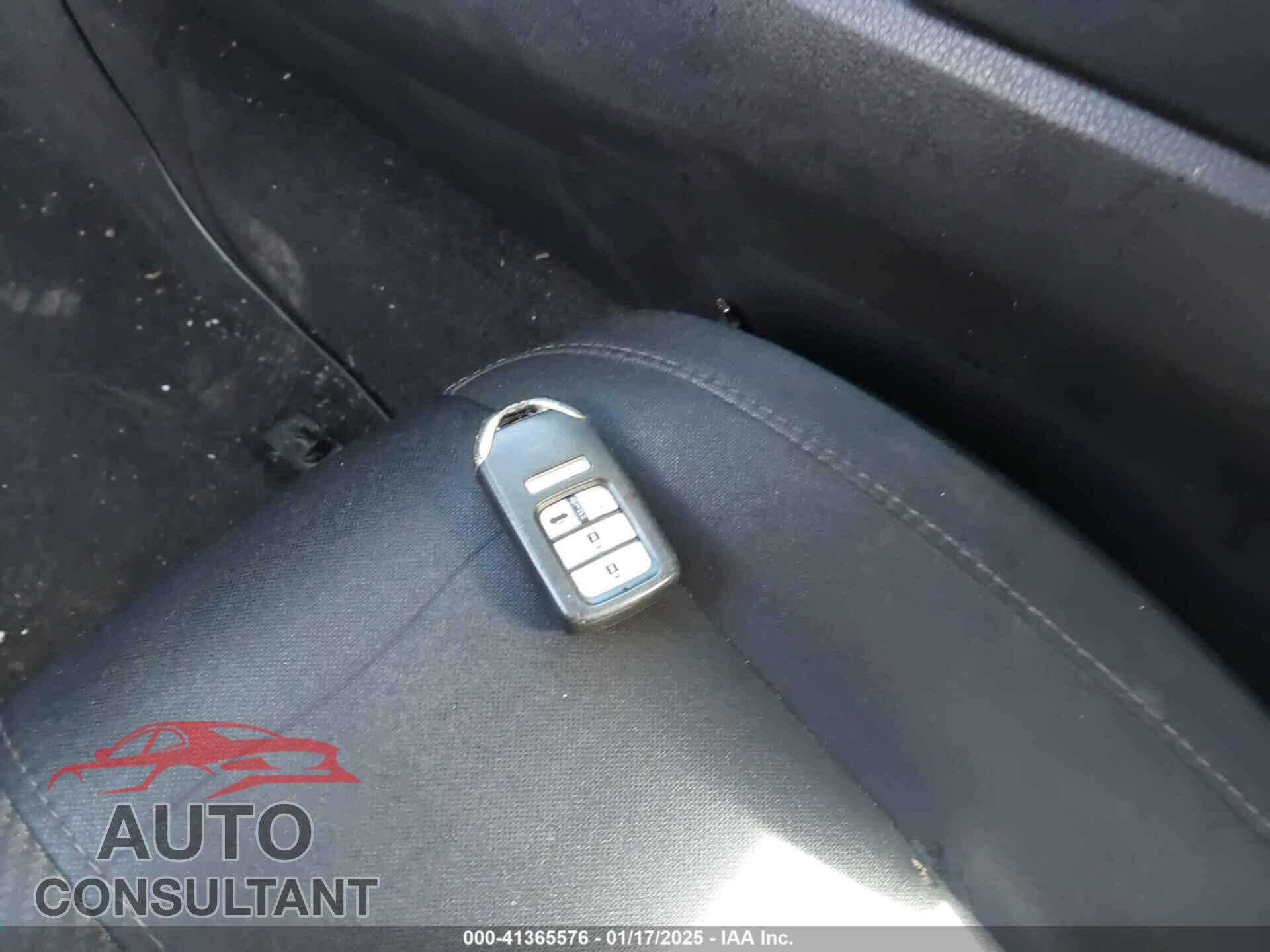 HONDA CIVIC 2017 - 2HGFC2F71HH571636