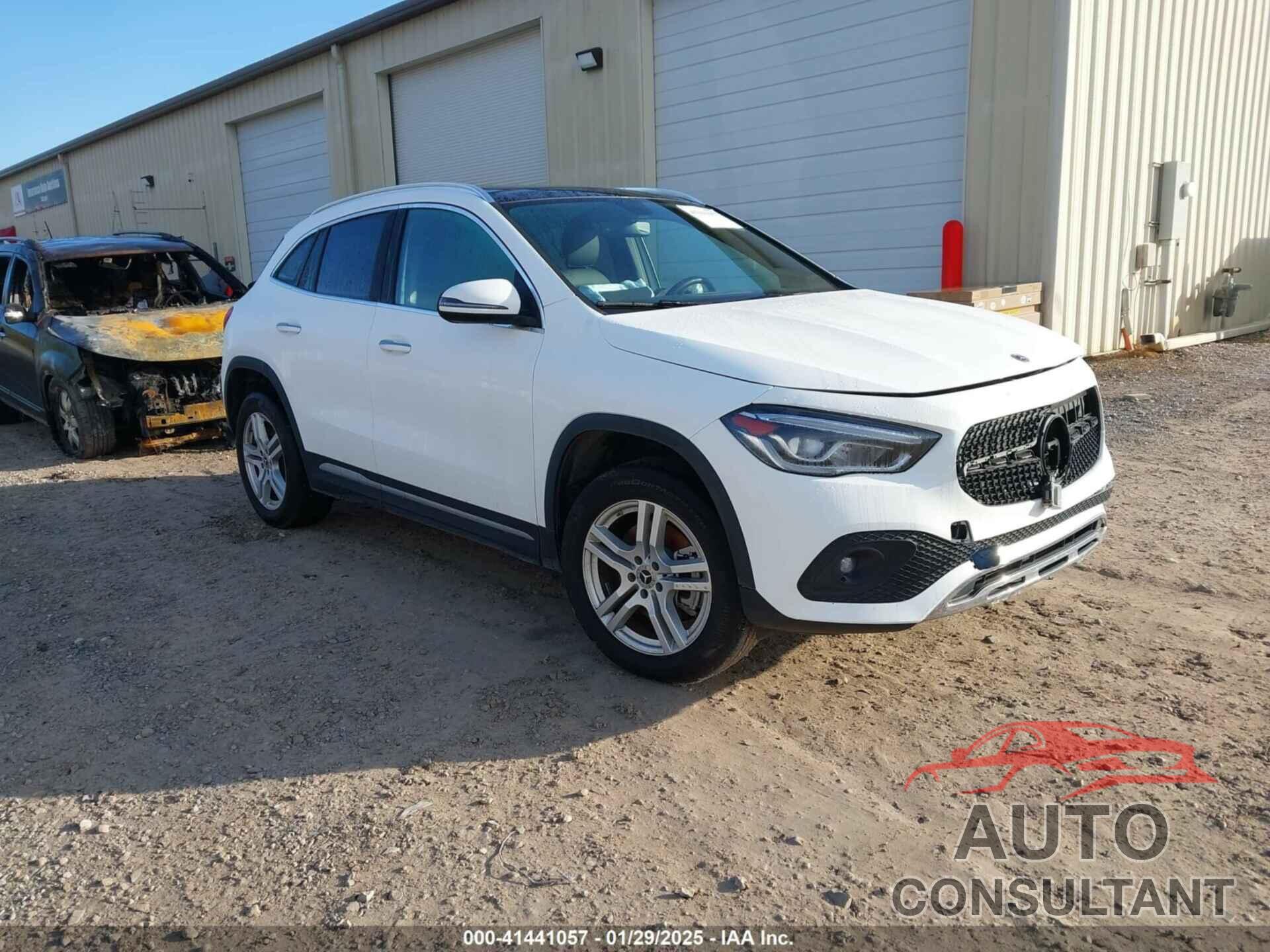 MERCEDES-BENZ GLA 250 2023 - W1N4N4GB0PJ448110