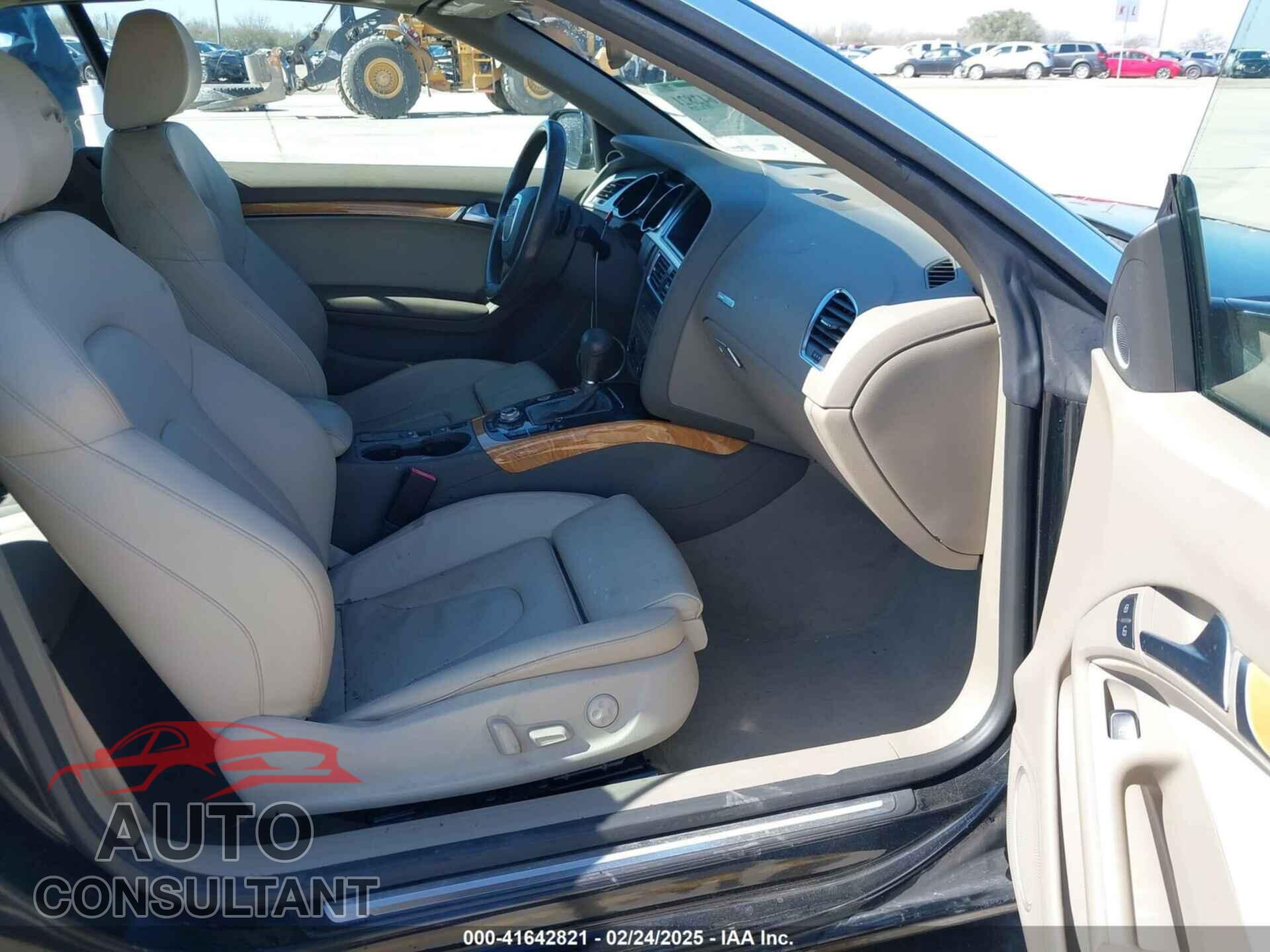 AUDI A5 2010 - WAUTFAFH0AN017249