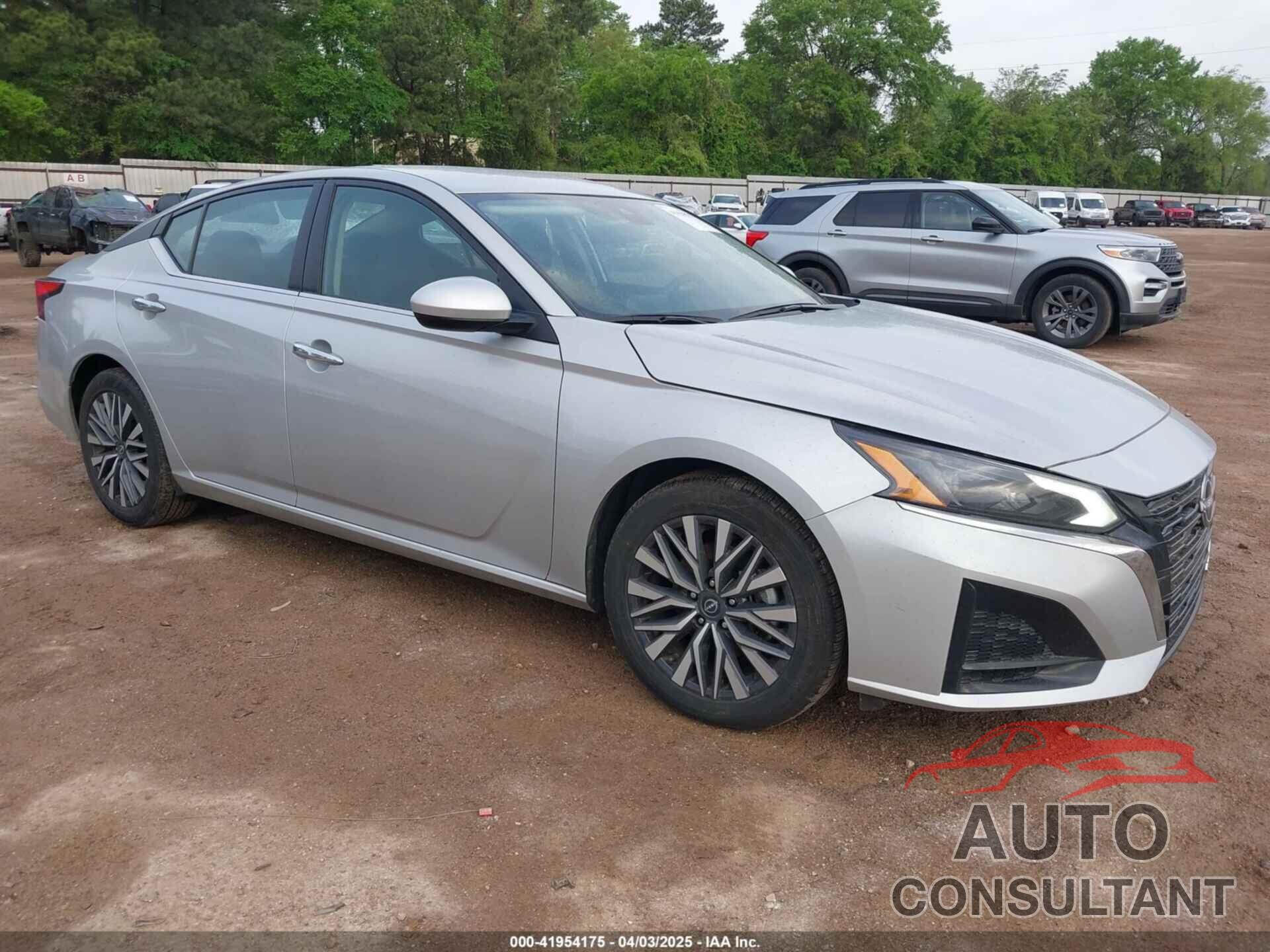 NISSAN ALTIMA 2023 - 1N4BL4DV2PN365537