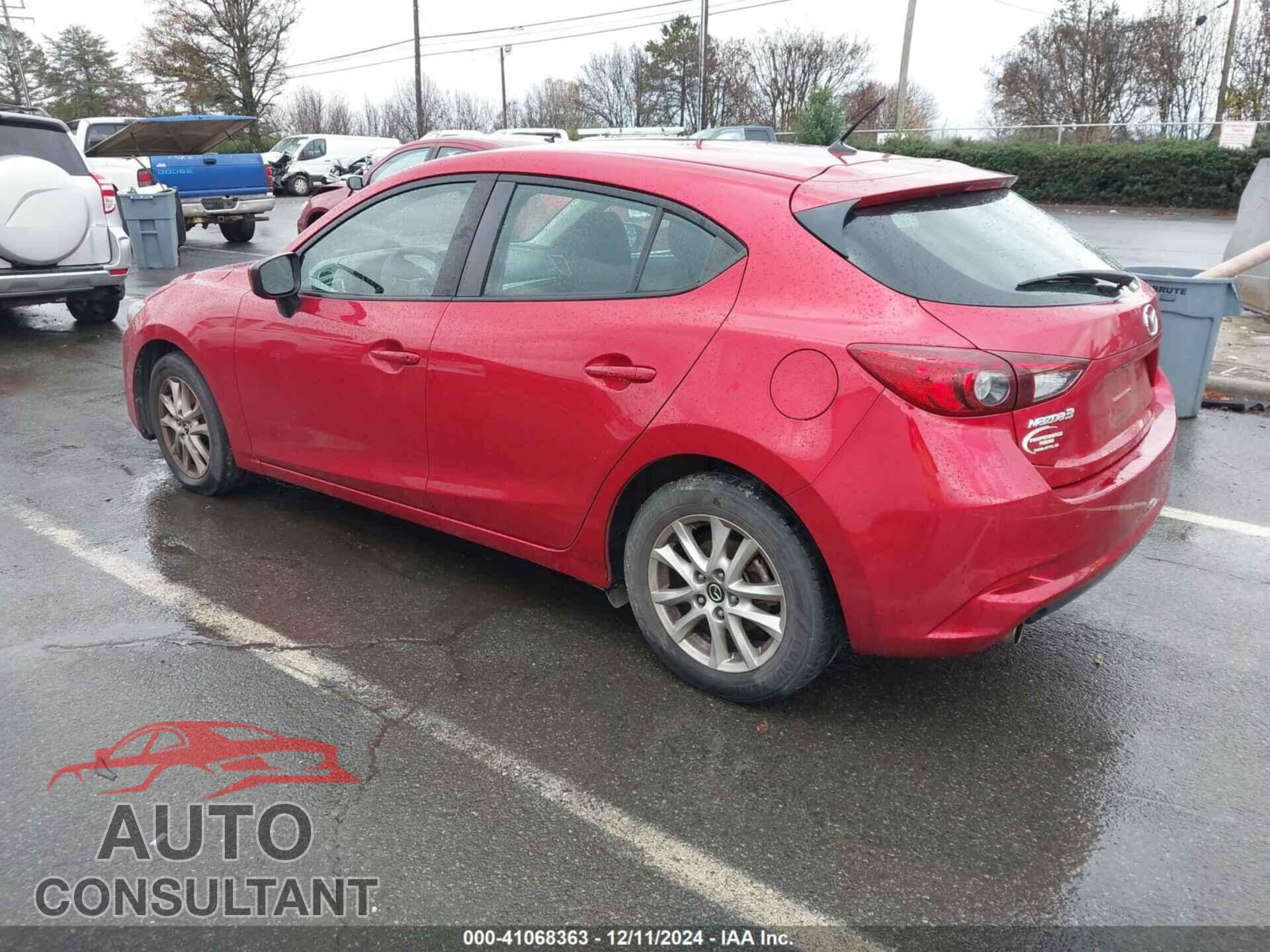 MAZDA MAZDA3 2018 - 3MZBN1K73JM268286