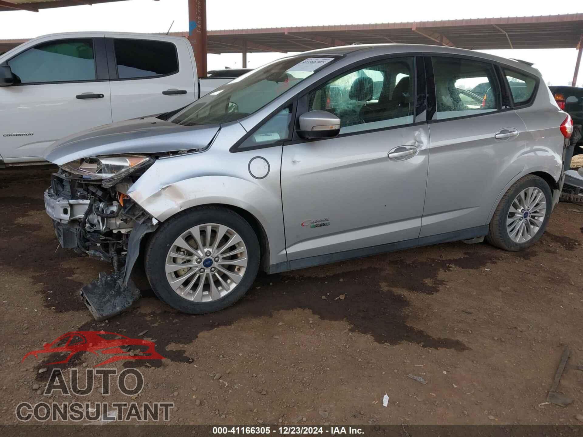 FORD C-MAX 2017 - 1FADP5EU0HL107944
