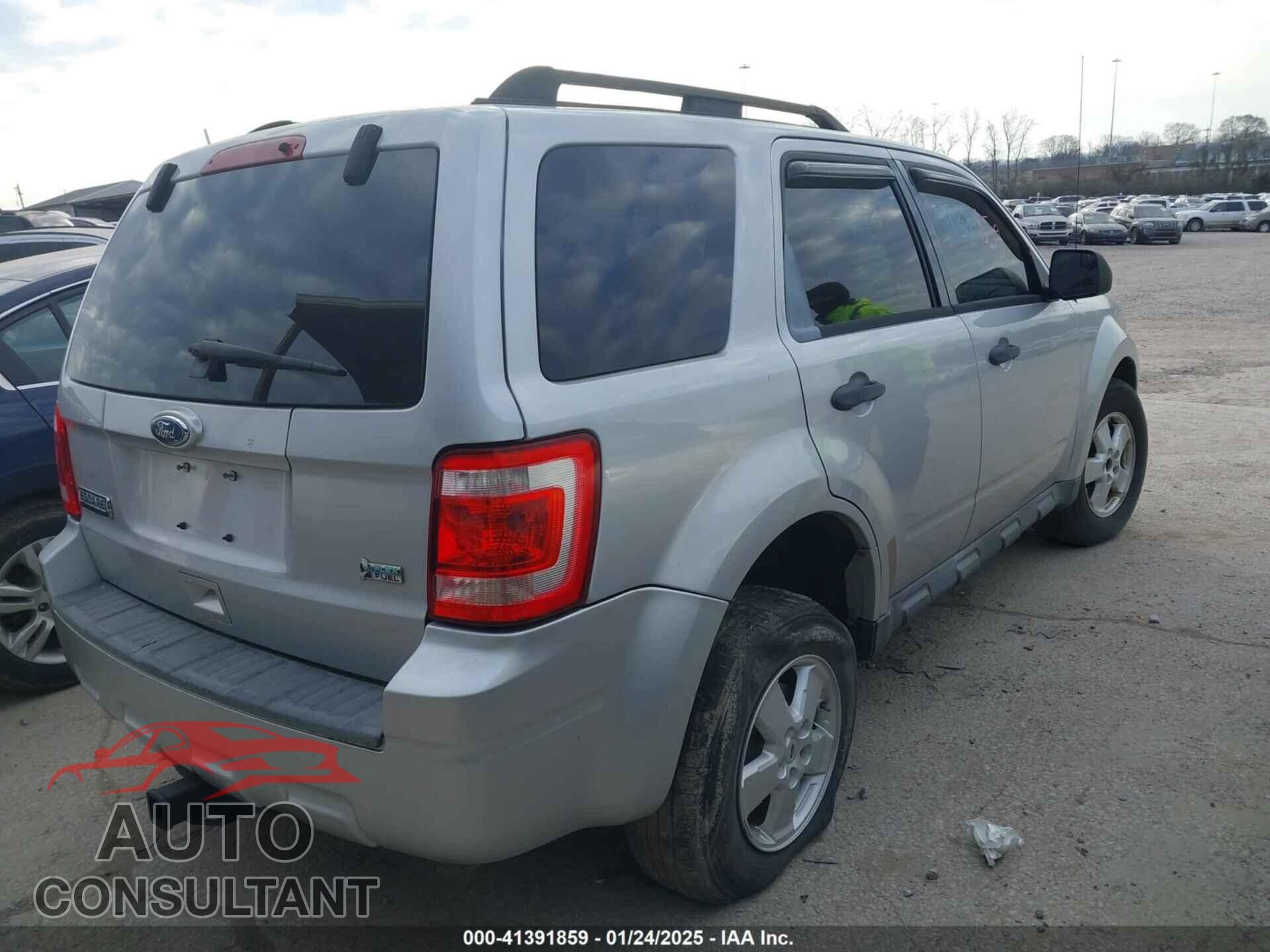 FORD ESCAPE 2010 - 1FMCU0DG2AKC84967