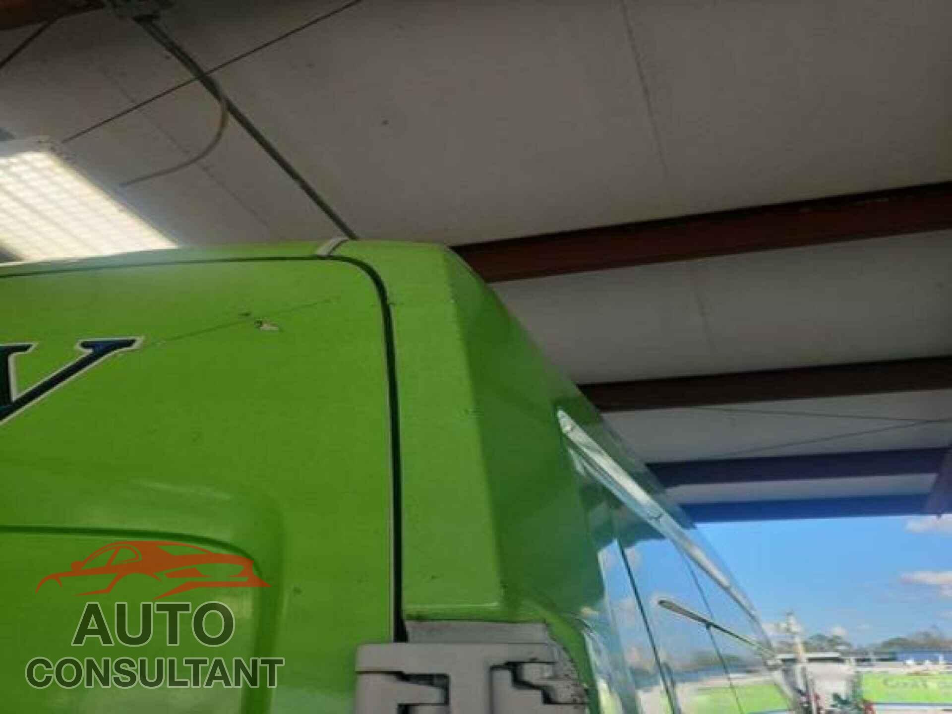 FORD TRANSIT 2017 - 1FTYR3XM5HKA61380