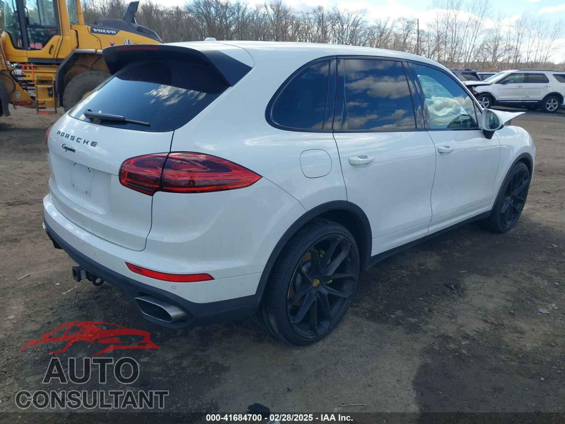 PORSCHE CAYENNE 2016 - WP1AA2A26GLA02503