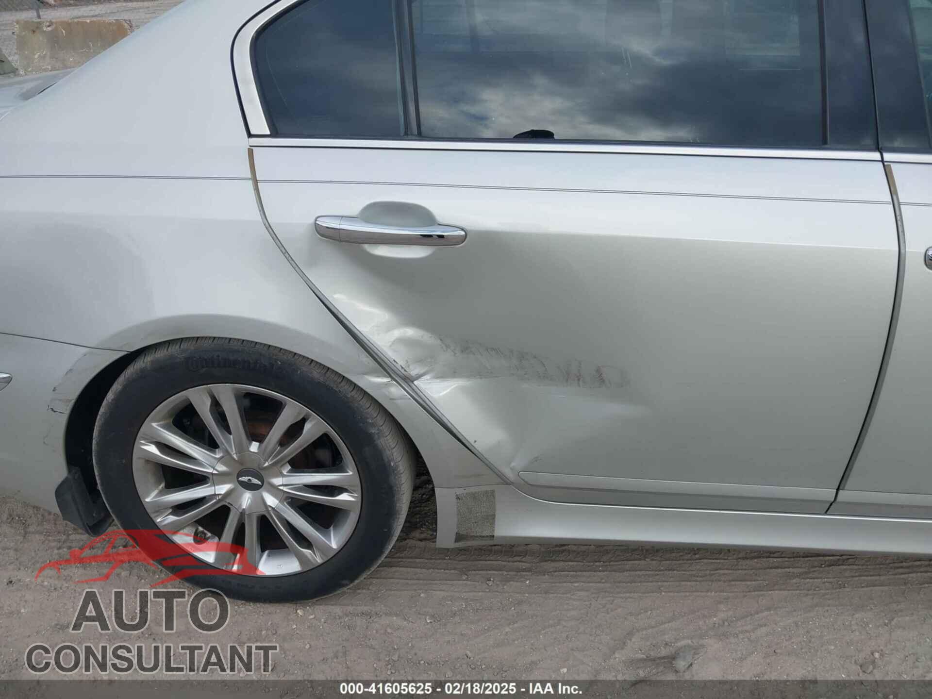 HYUNDAI GENESIS 2012 - KMHGC4DD9CU182154