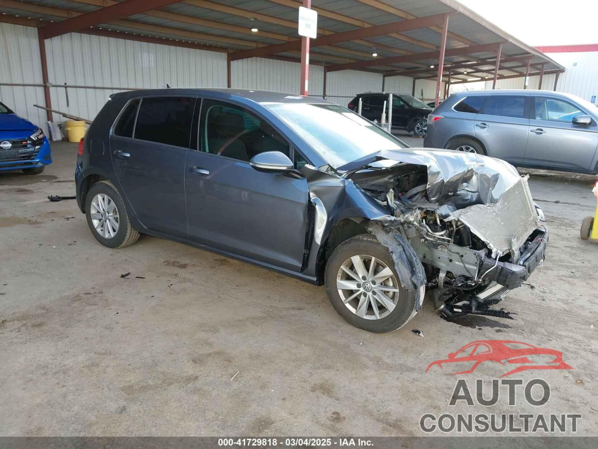 VOLKSWAGEN GOLF 2018 - 3VWG17AU6JM280024