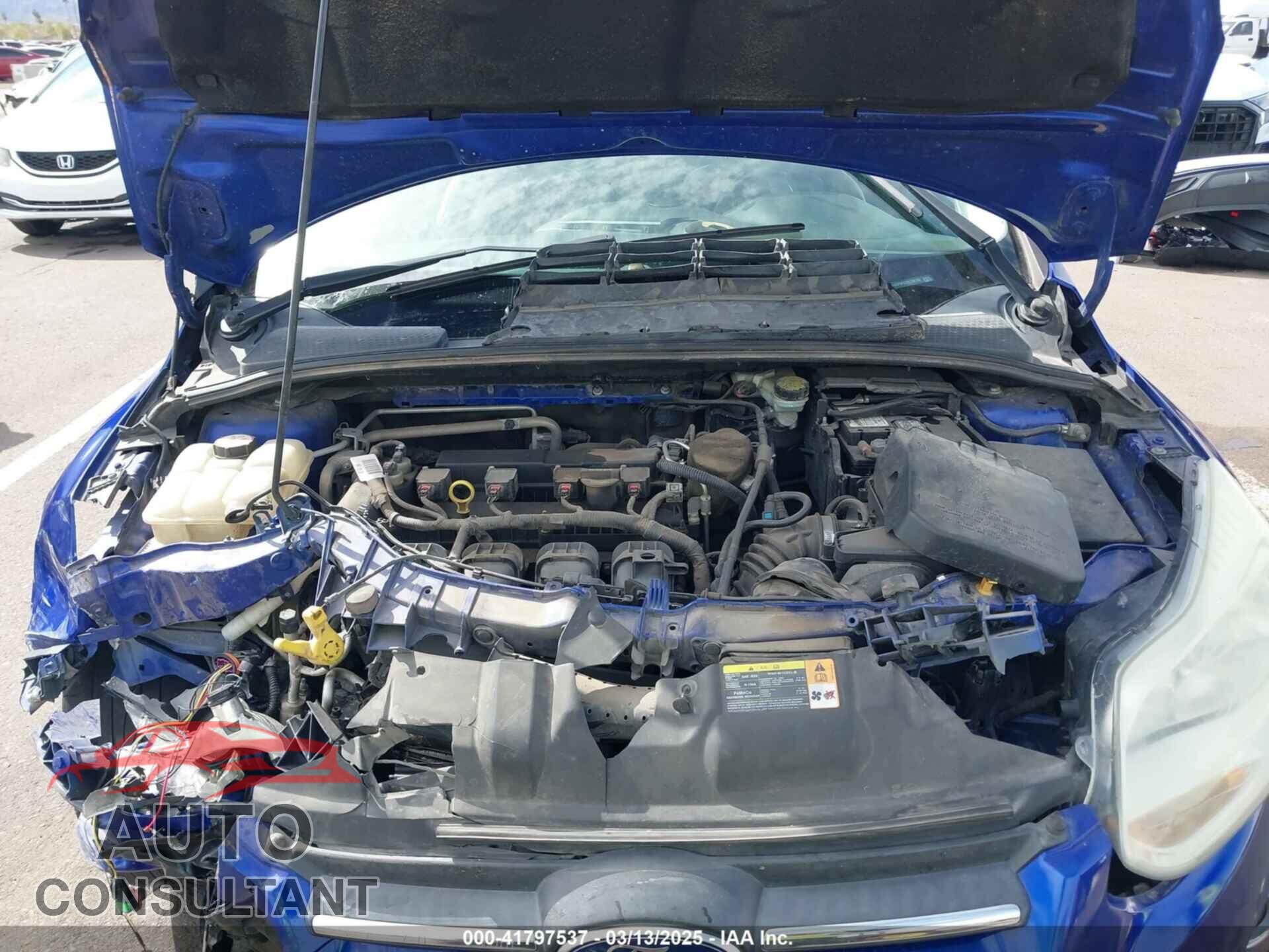 FORD FOCUS 2013 - 1FADP3F27DL138703