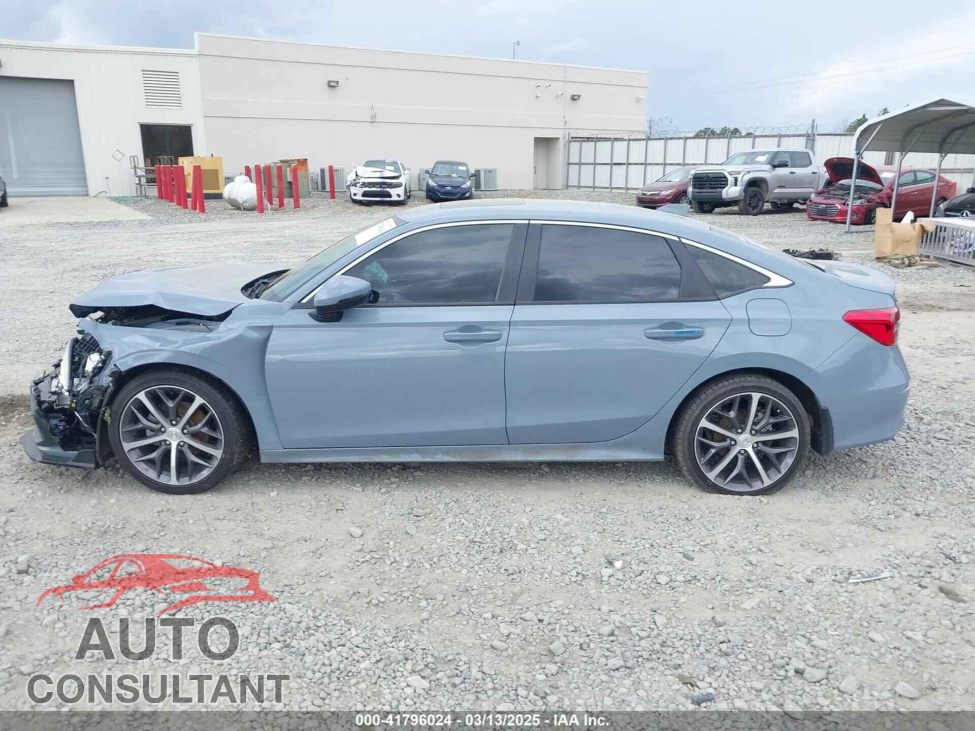 HONDA CIVIC 2023 - 2HGFE1F95PH325015