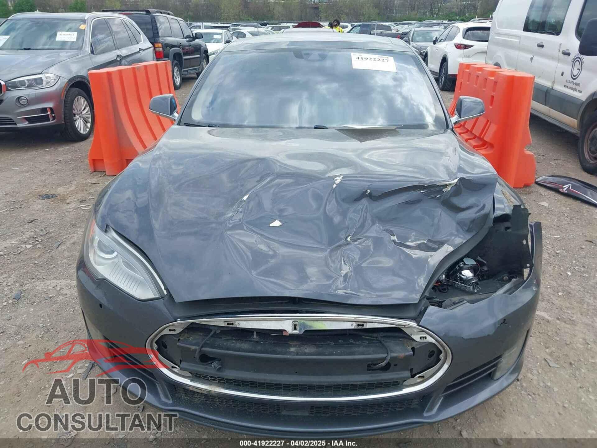 TESLA MODEL S 2016 - 5YJSA1E27GF129130