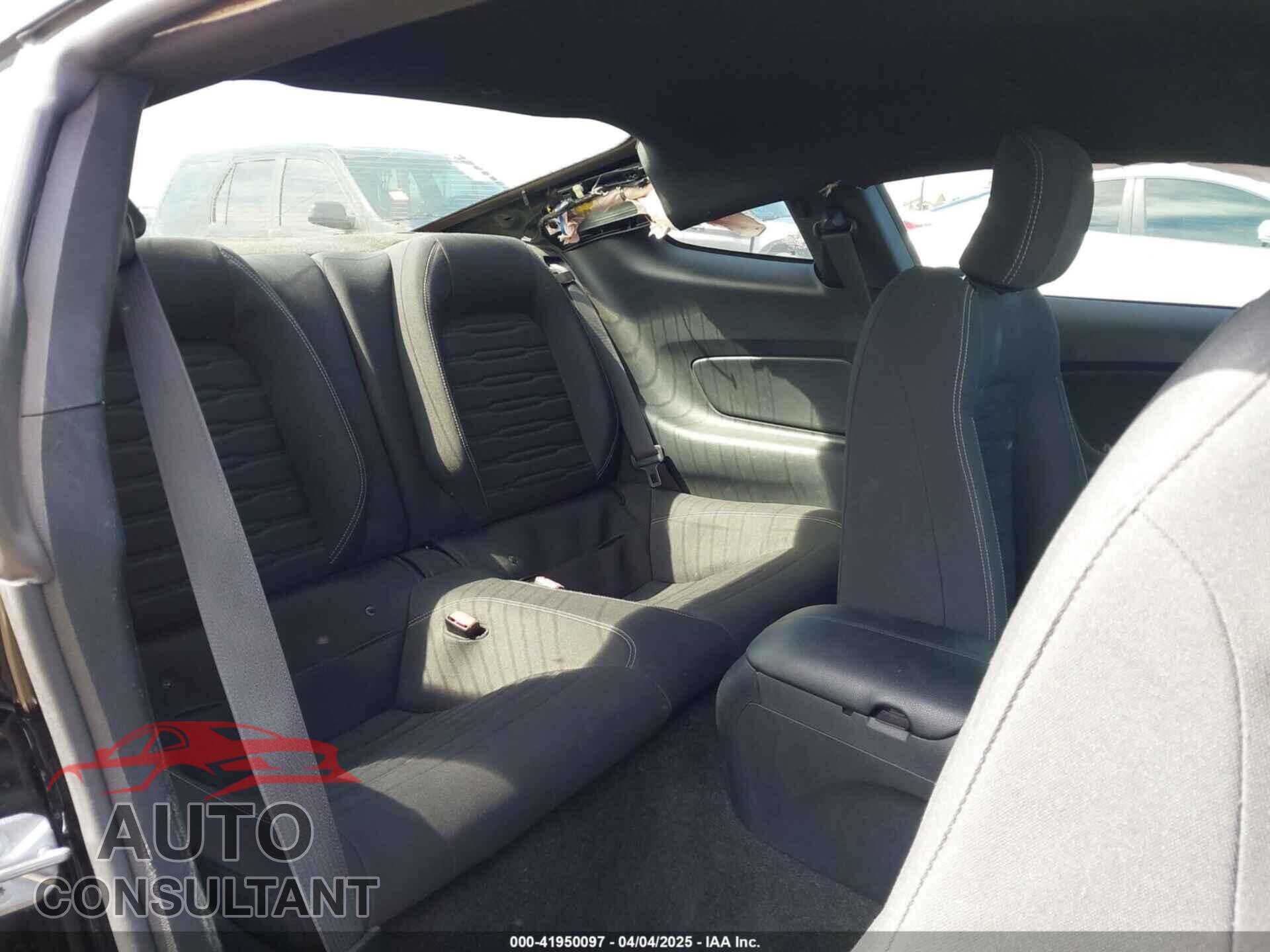 FORD MUSTANG 2016 - 1FA6P8TH5G5219576