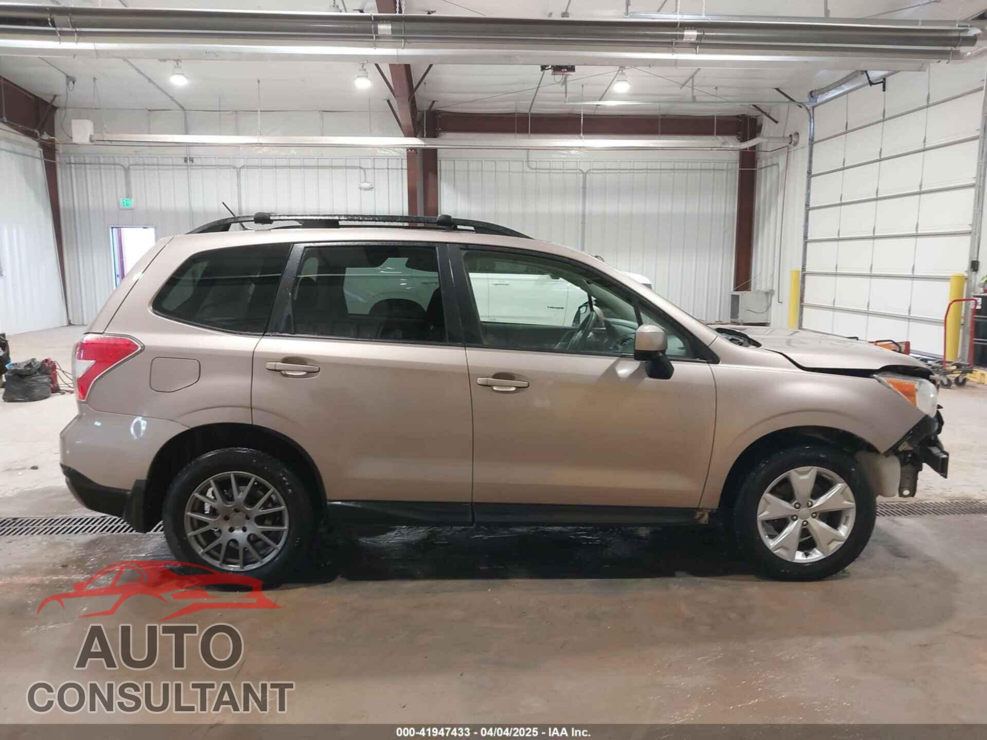 SUBARU FORESTER 2015 - JF2SJADC1FH570181